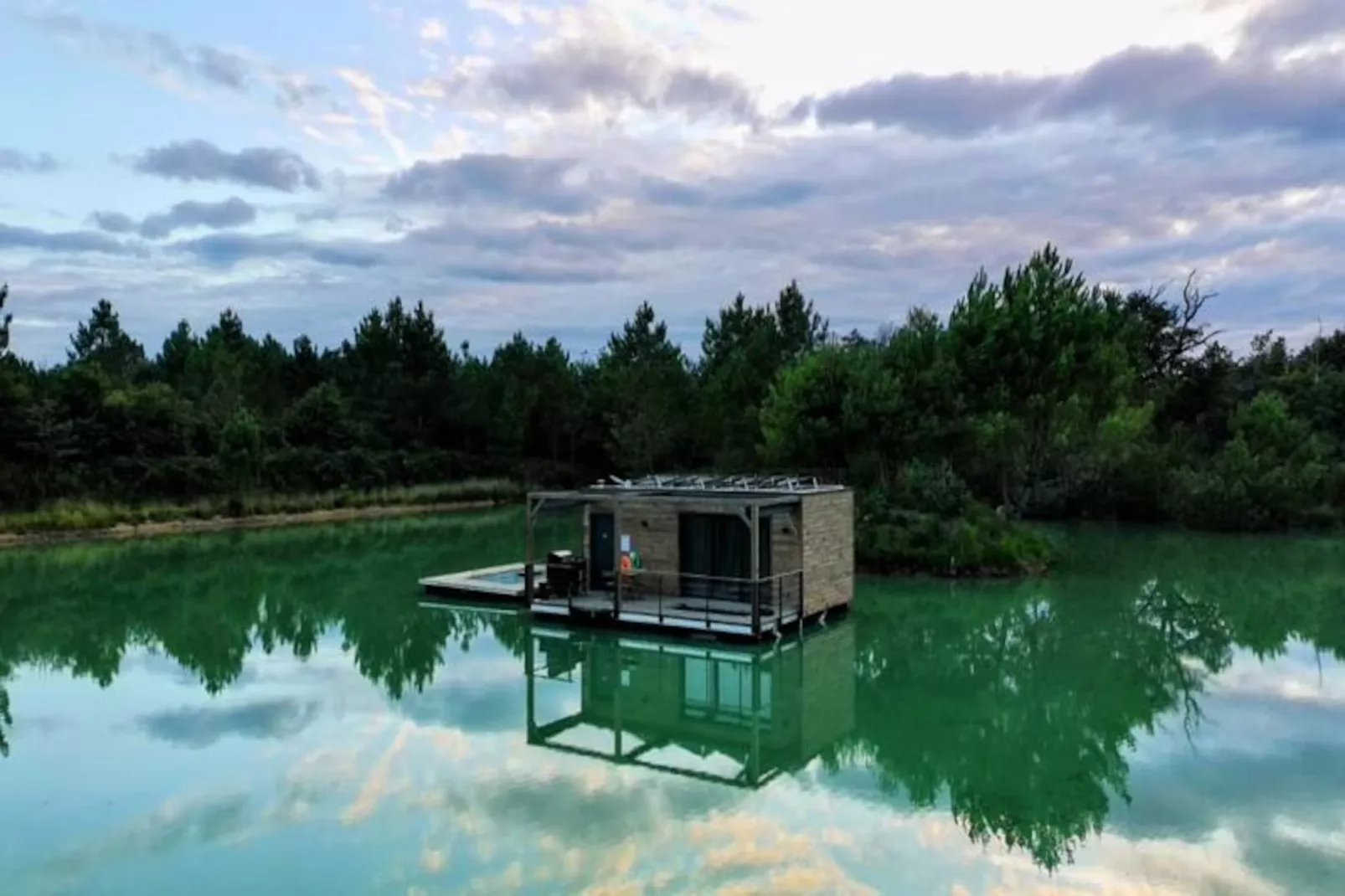 Lodge Sur L'eau En Dordogne-Niet-getagd
