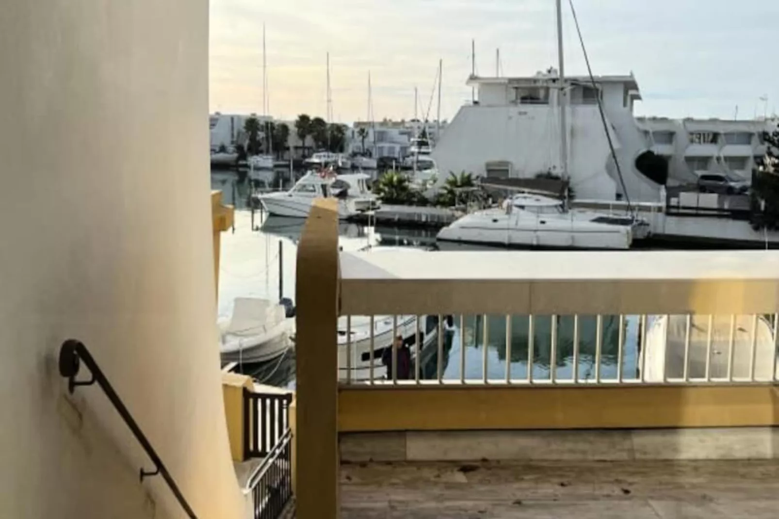 Résidence La Marina De Lairan : 2 Chambres Terrasse Vue Port De Plaisance-Niet-getagd