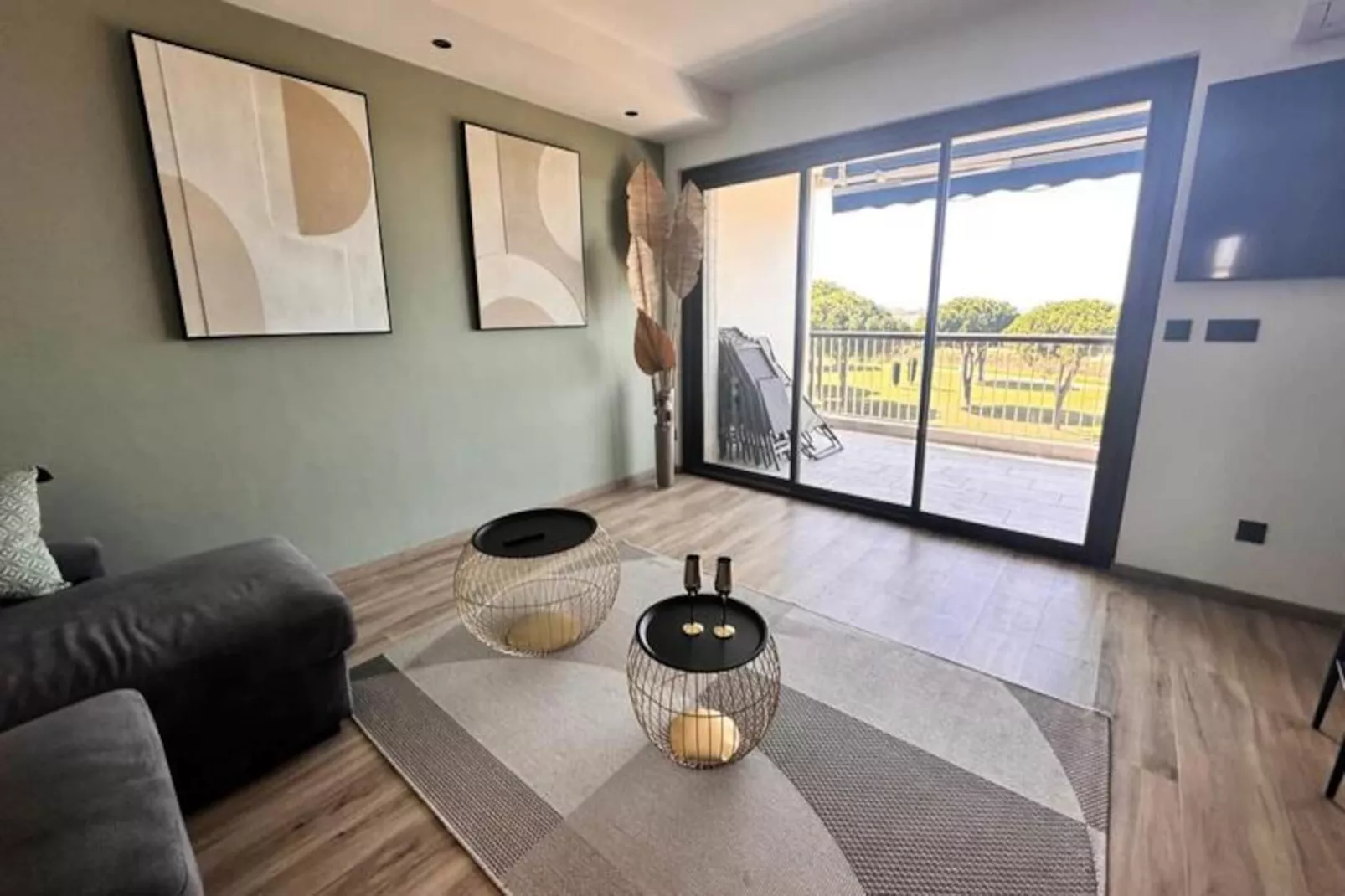 Résidence Le Mistral  Appartement Standing Avec Vue Mer Exceptionnelle En 1&egrave;re Ligne-Niet-getagd