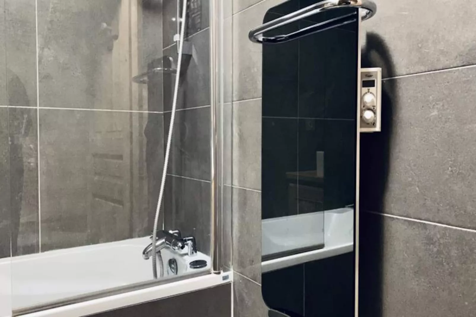 #ah11 | Le Charmeur Des Montagnes 🗻-Niet-getagd