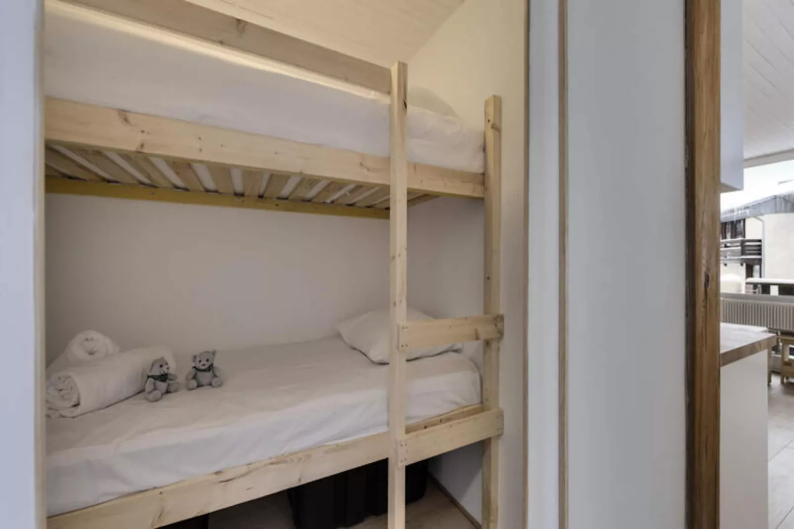 Résidence 2100 B-Niet-getagd