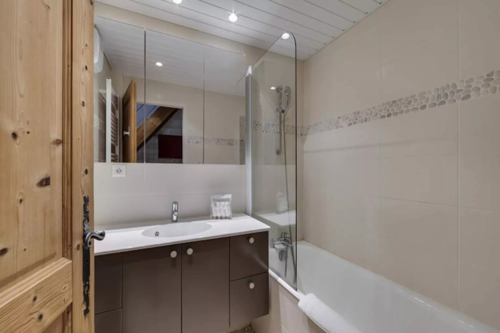 Résidence Curling B-Niet-getagd