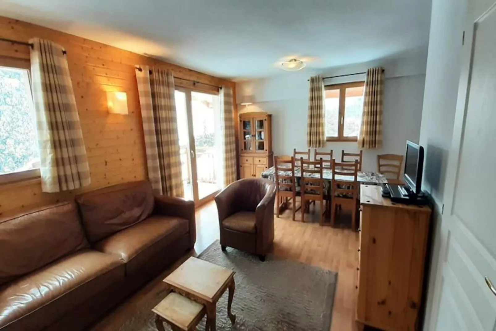 Chalets De Florence-Niet-getagd