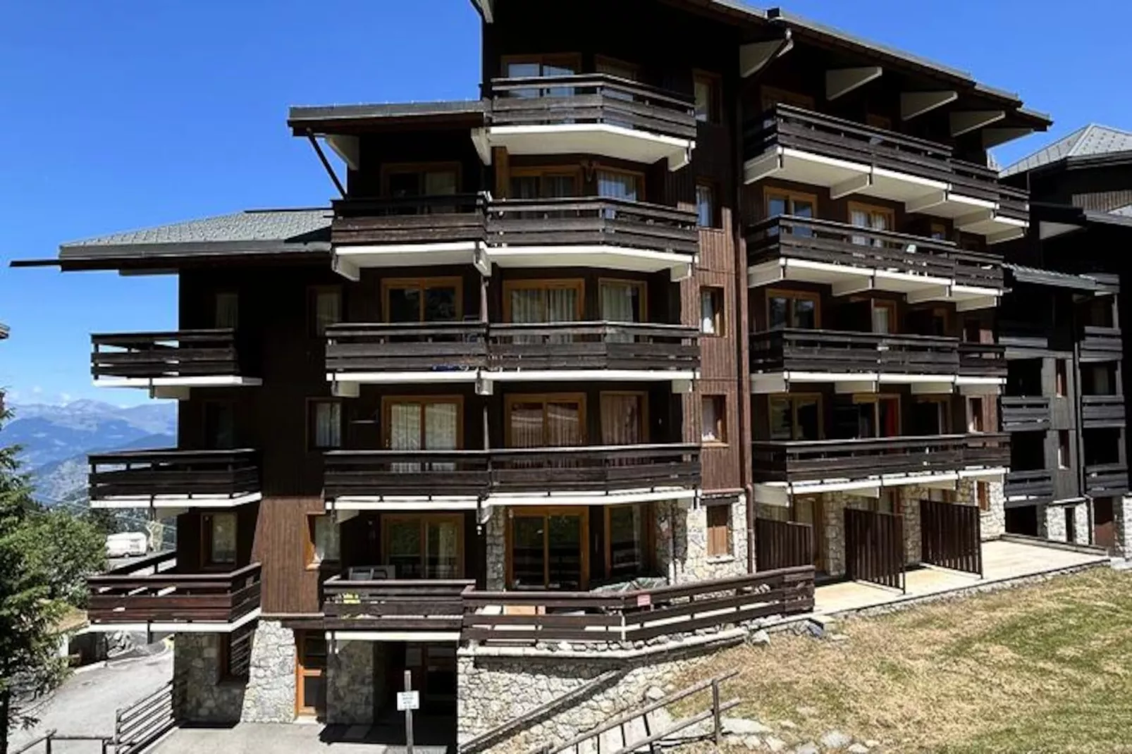 Résidence Lac Blanc-Niet-getagd