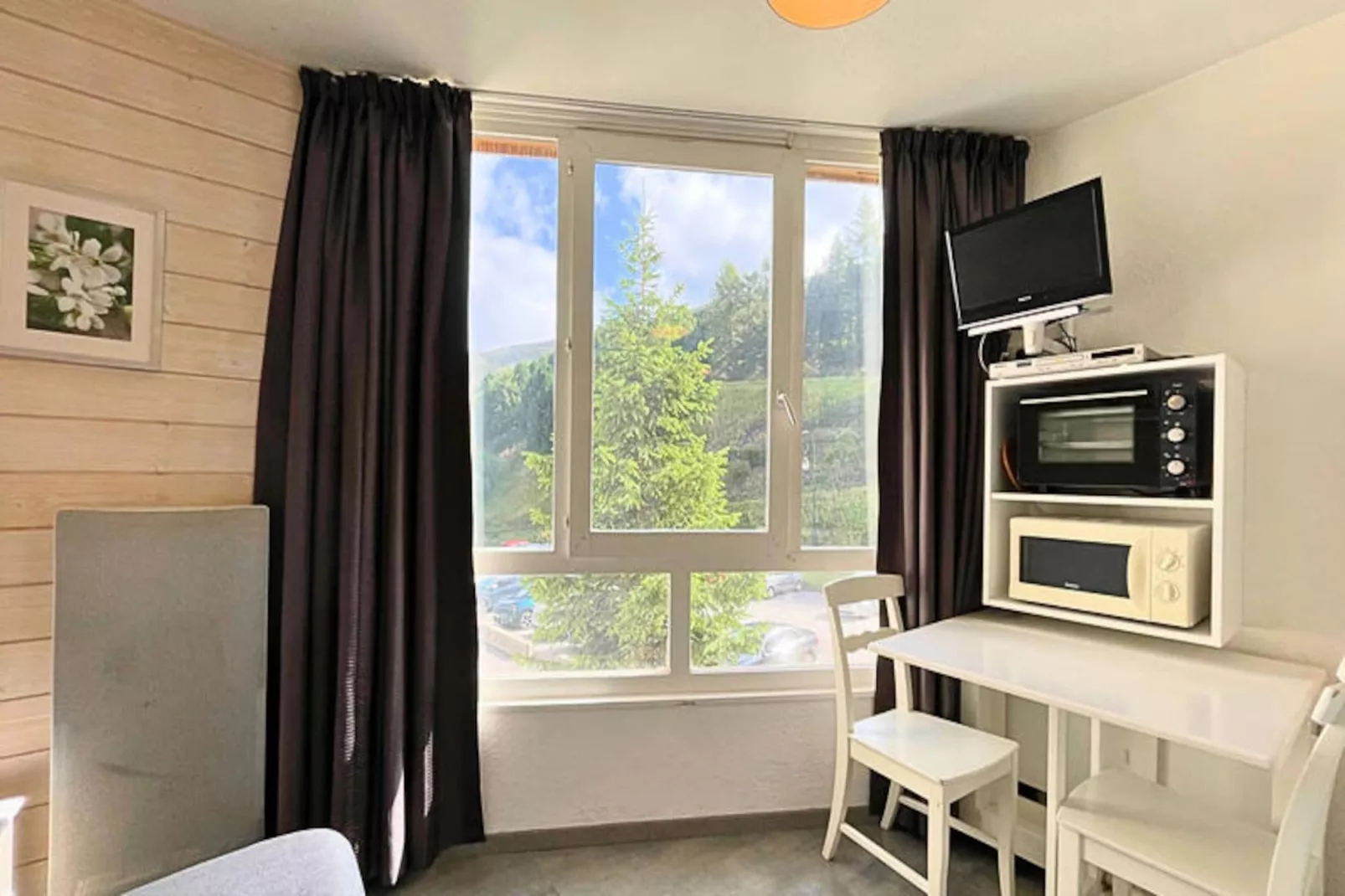 Résidence Caron-Niet-getagd