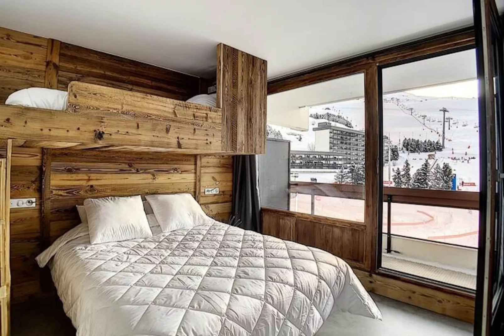 Résidence Peclet-Niet-getagd