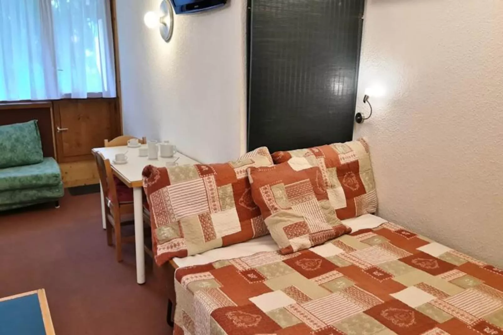 Résidence Belles Challes-Niet-getagd