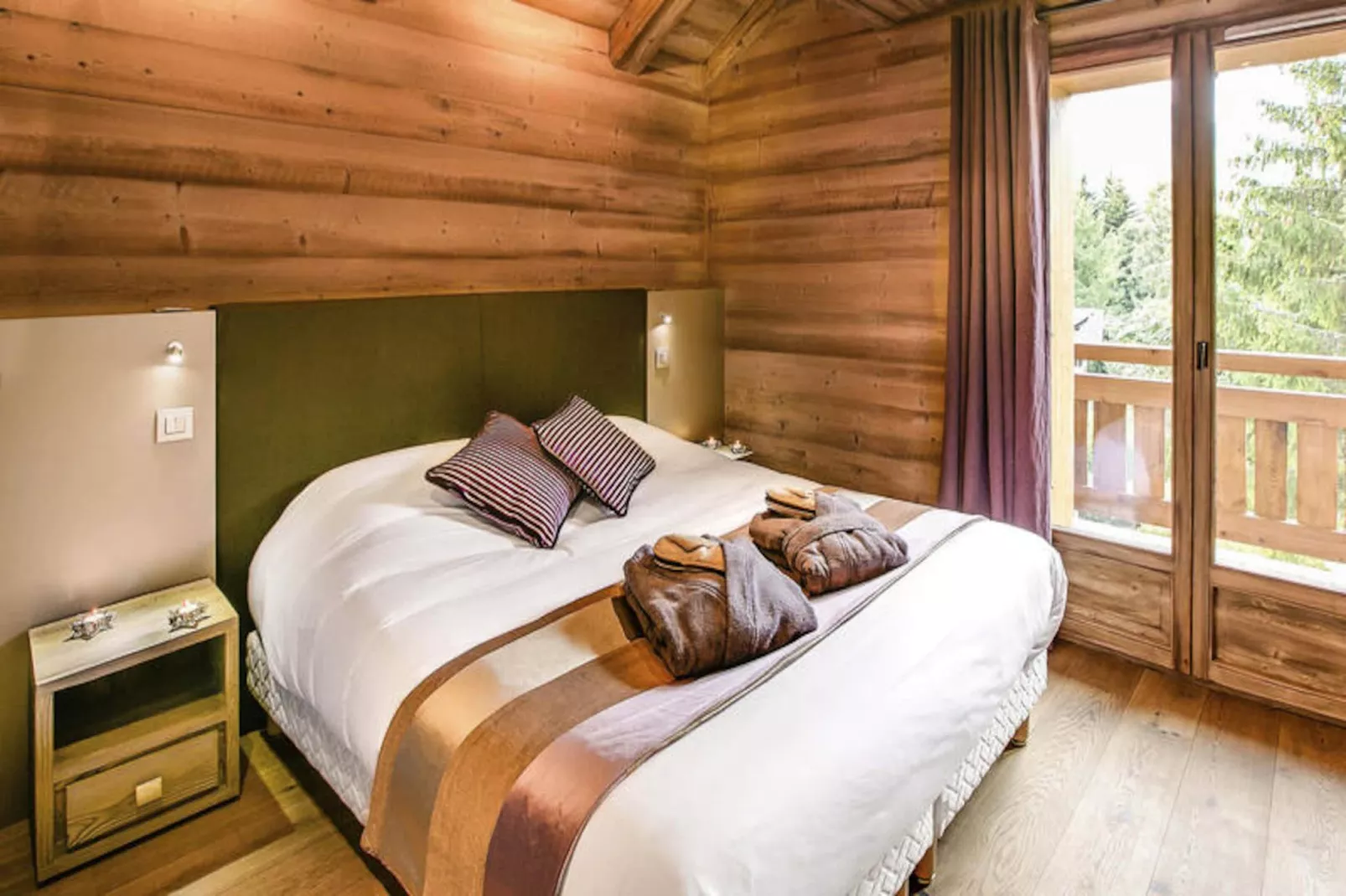 Résidence Lodge Fougeres-Niet-getagd