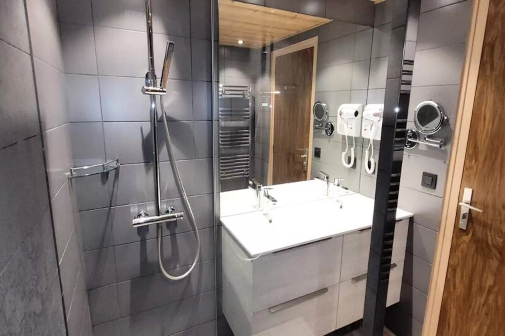 Résidence Cry De Lys-Niet-getagd