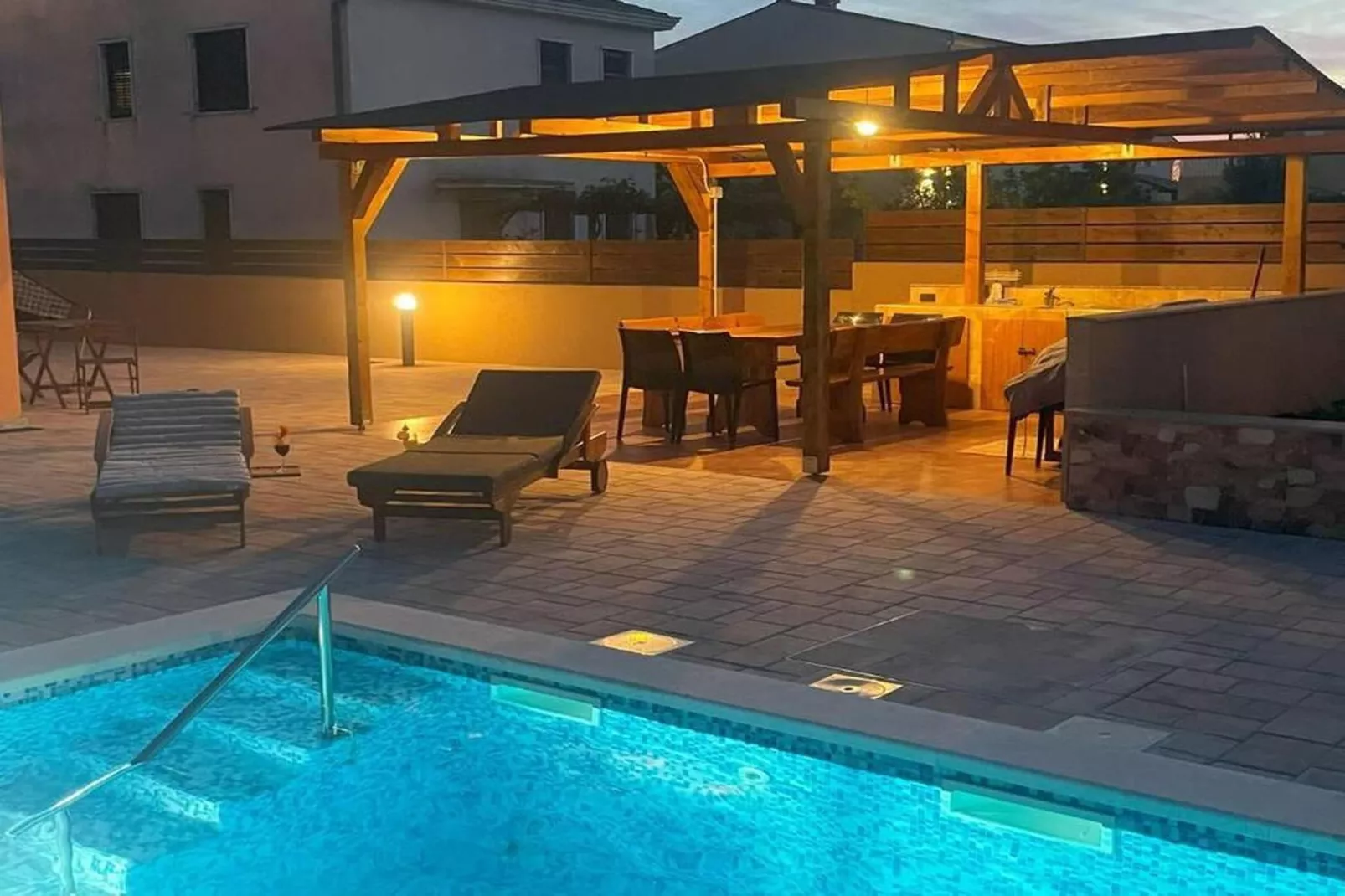 Villa Rosa Apartman-Zwembad