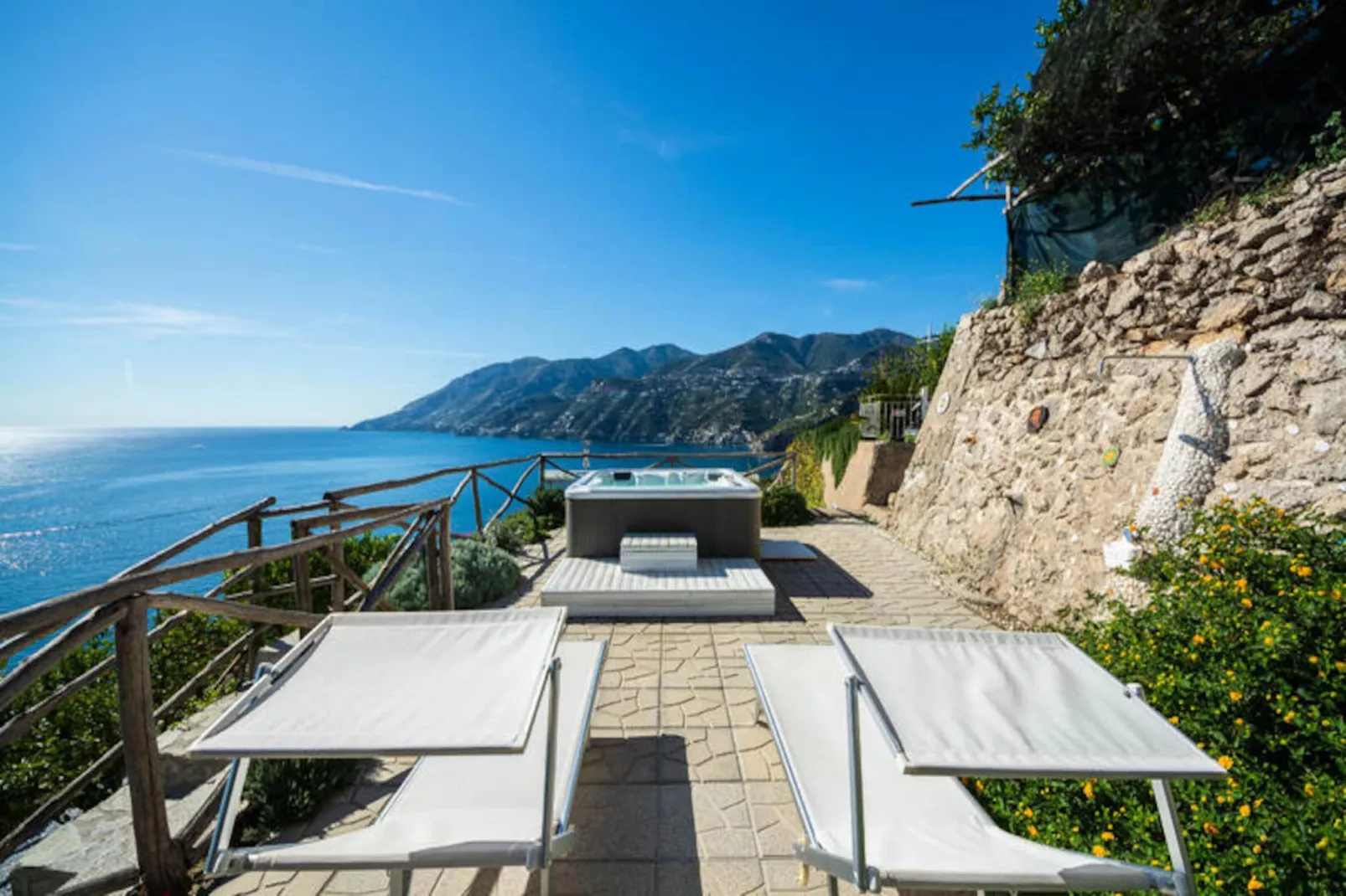 Maison à Maiori-Niet-getagd