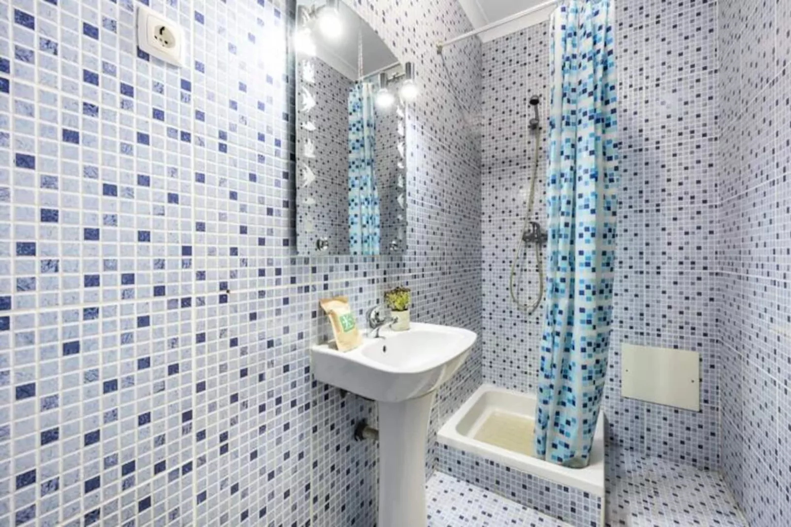 Apartment Edificio Liz-Niet-getagd