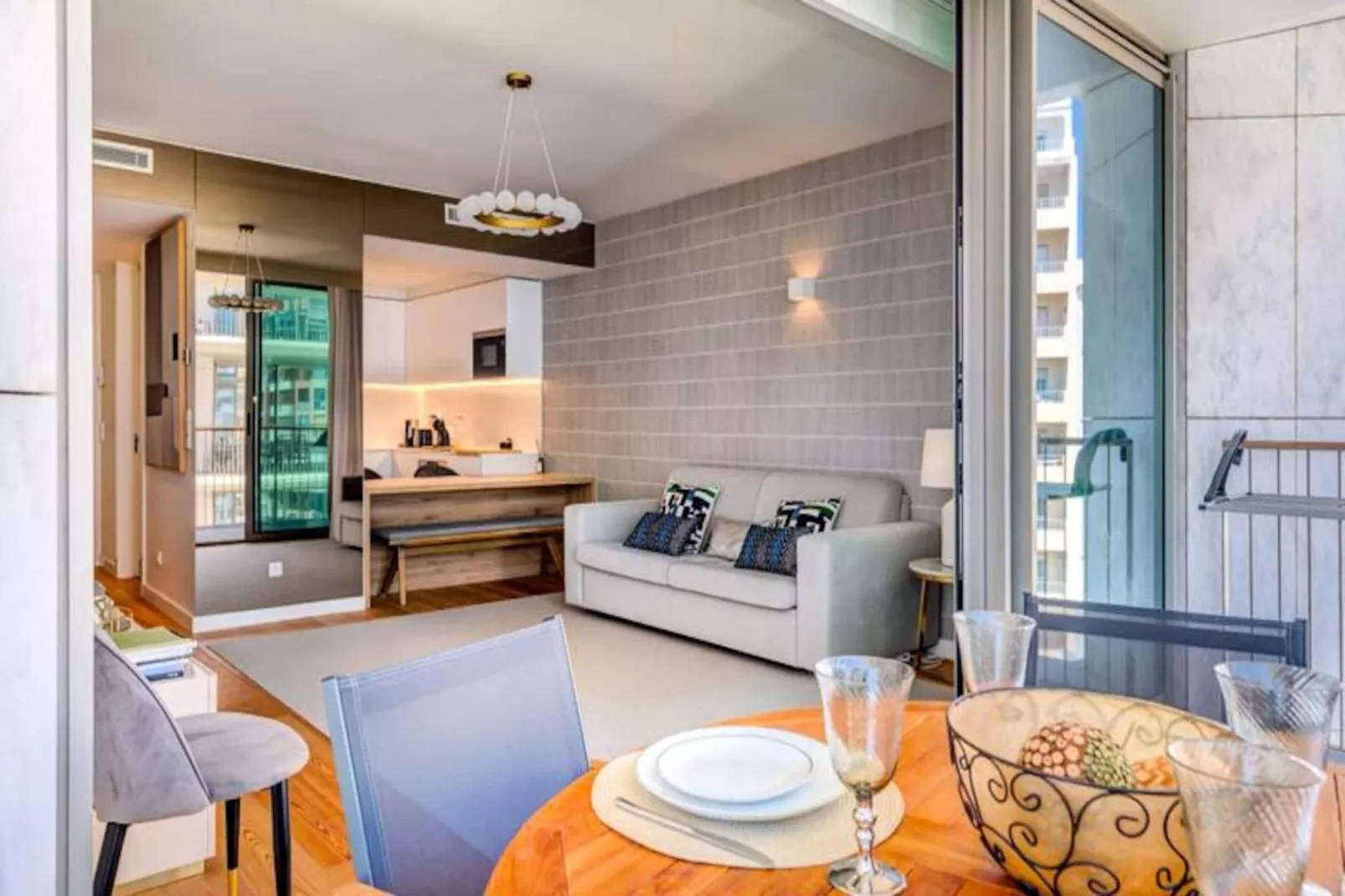 Bayline - Dinas Apartment-Niet-getagd