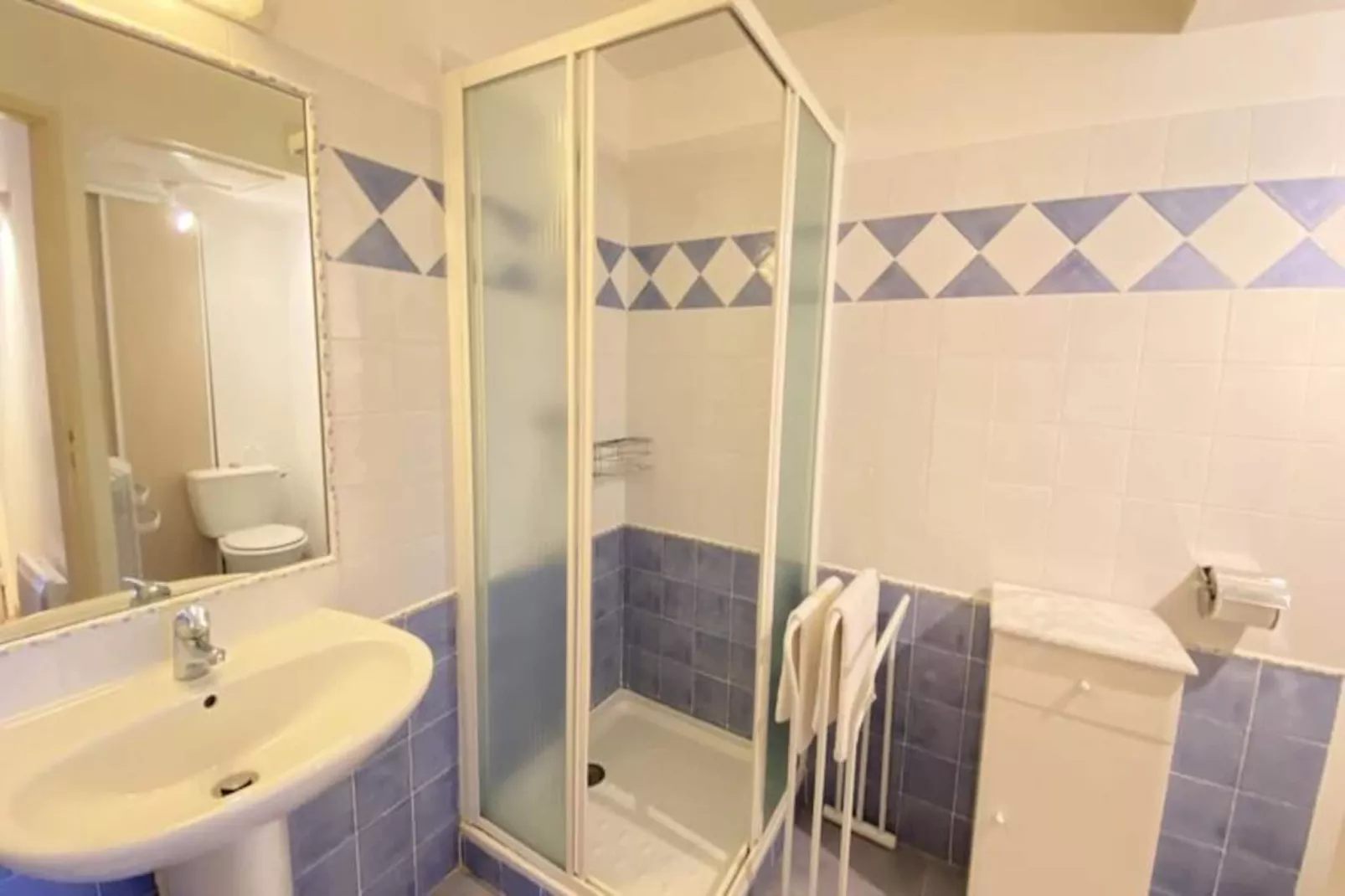 04b4 : Beau Studio Dans Un Mas Proven&ccedil;al - Piscine-Niet-getagd