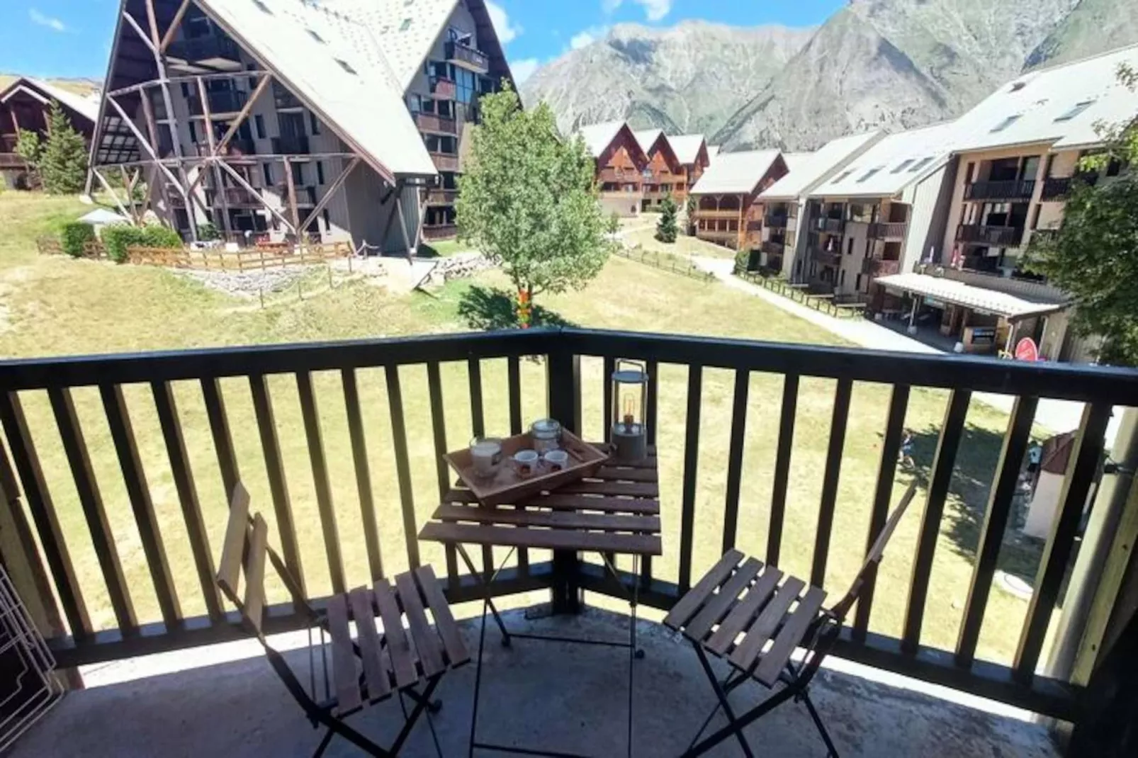 Résidence Comete-Niet-getagd