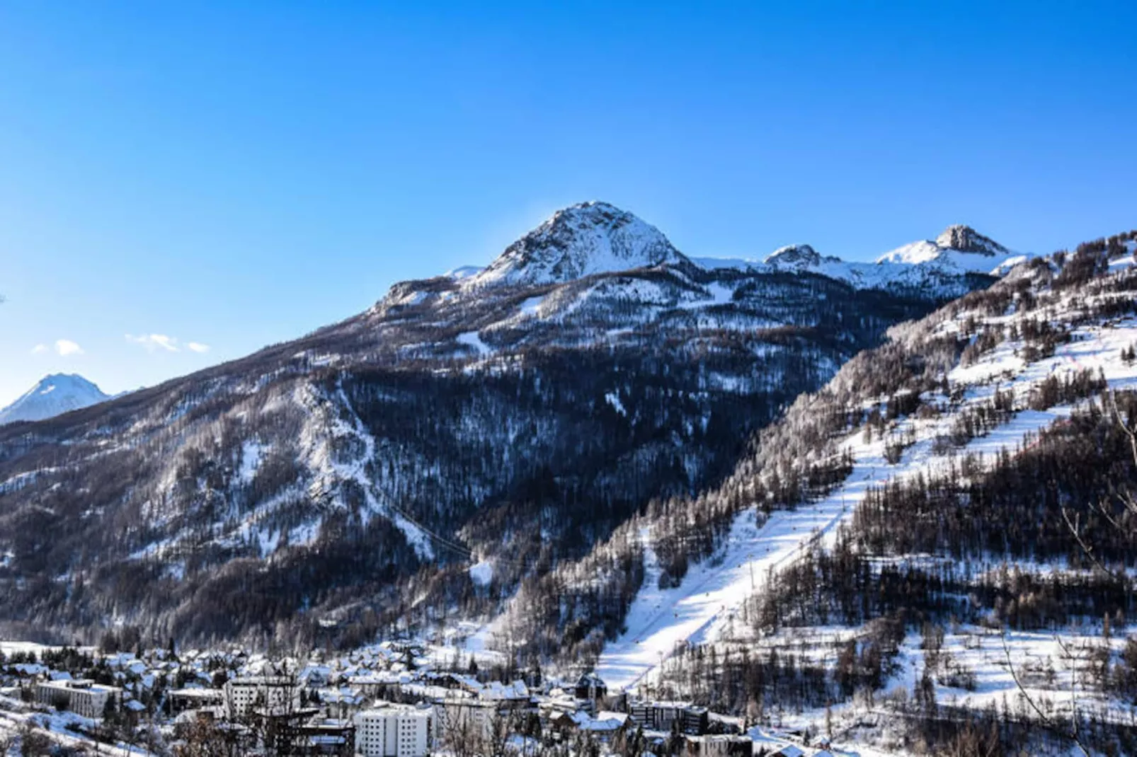Résidence Eterlou-Niet-getagd