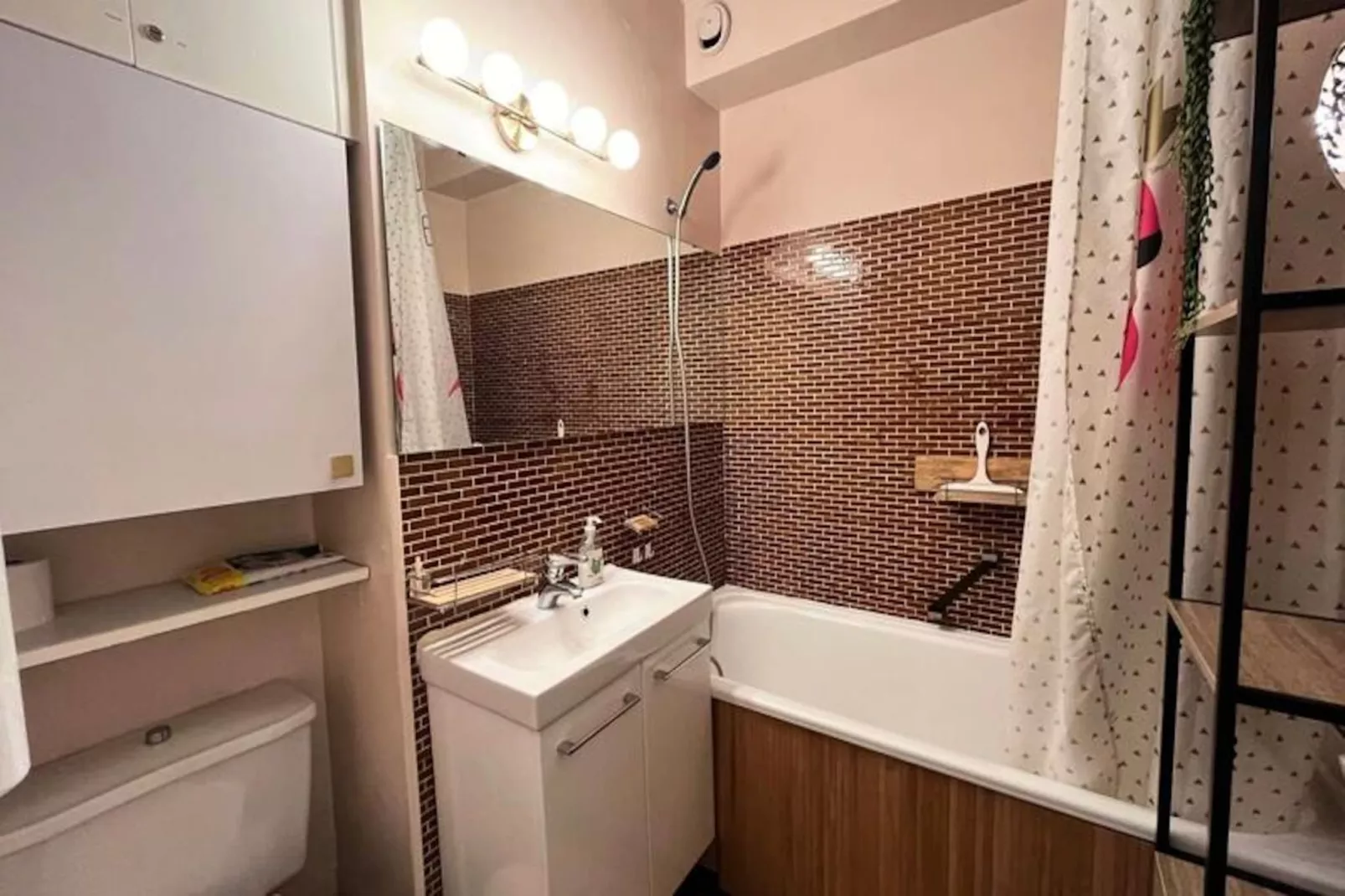 Résidence Escale Port-Niet-getagd