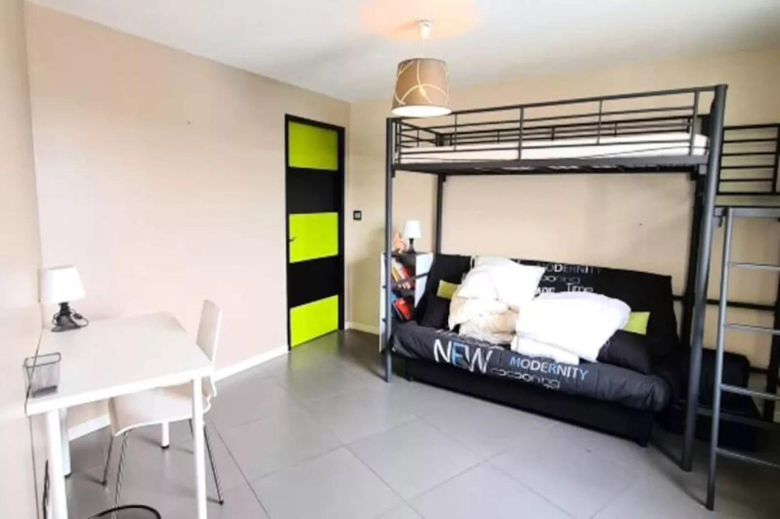 Le Luxe Entre Mer Et &eacute;tang Soir&eacute;es Interdites-Niet-getagd