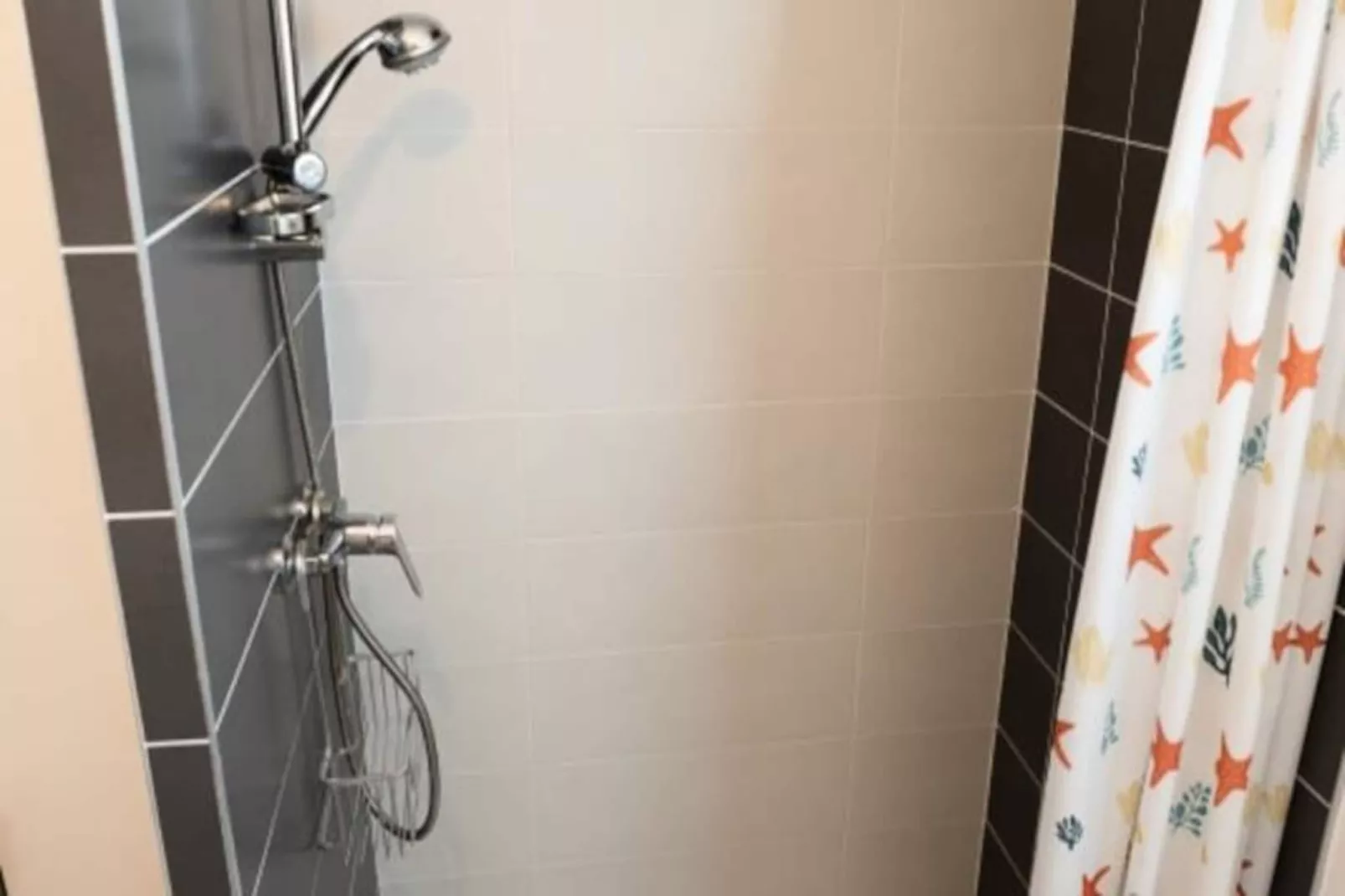 Marina Lodge - T2 Climatis&eacute; Avec Wifi Et Piscine-Niet-getagd