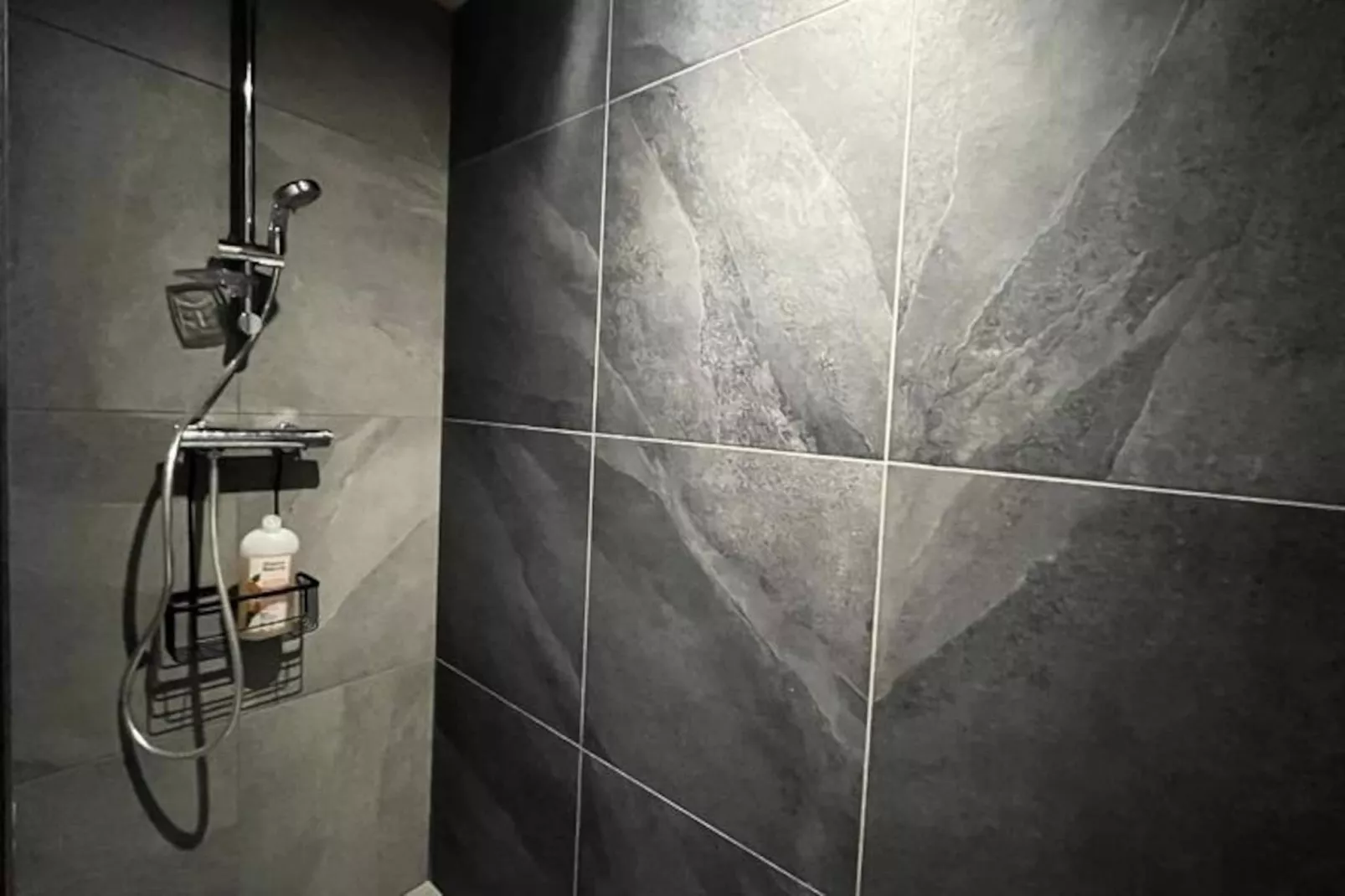 Résidence Manaka-Niet-getagd