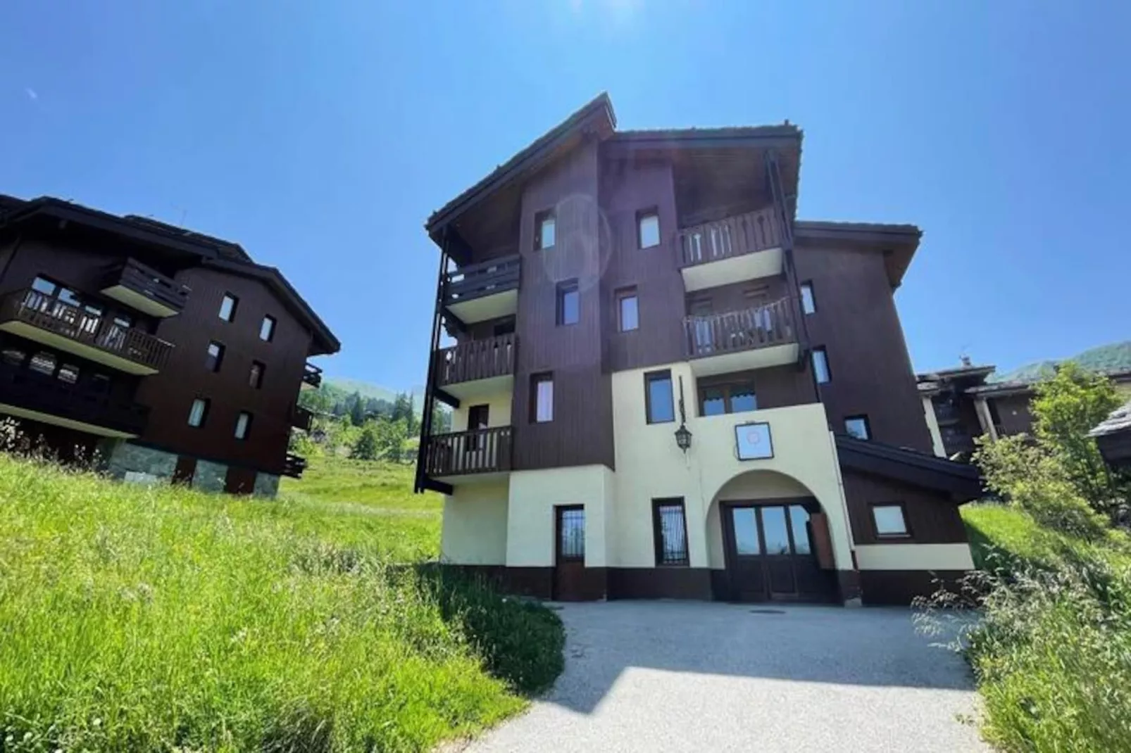 Résidence Lauziere Dessous G-Niet-getagd