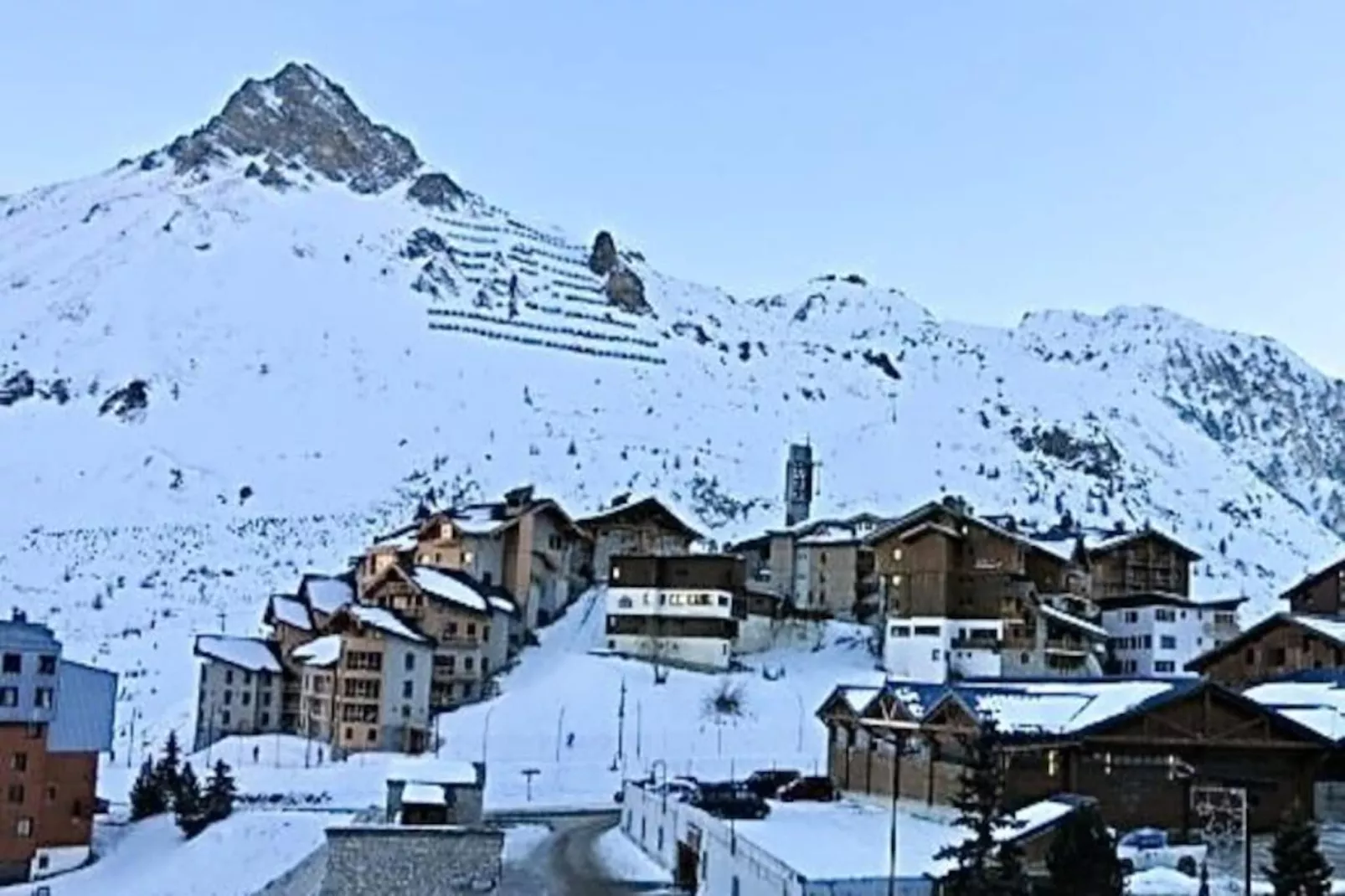 Le Chalet De La Tour-Niet-getagd