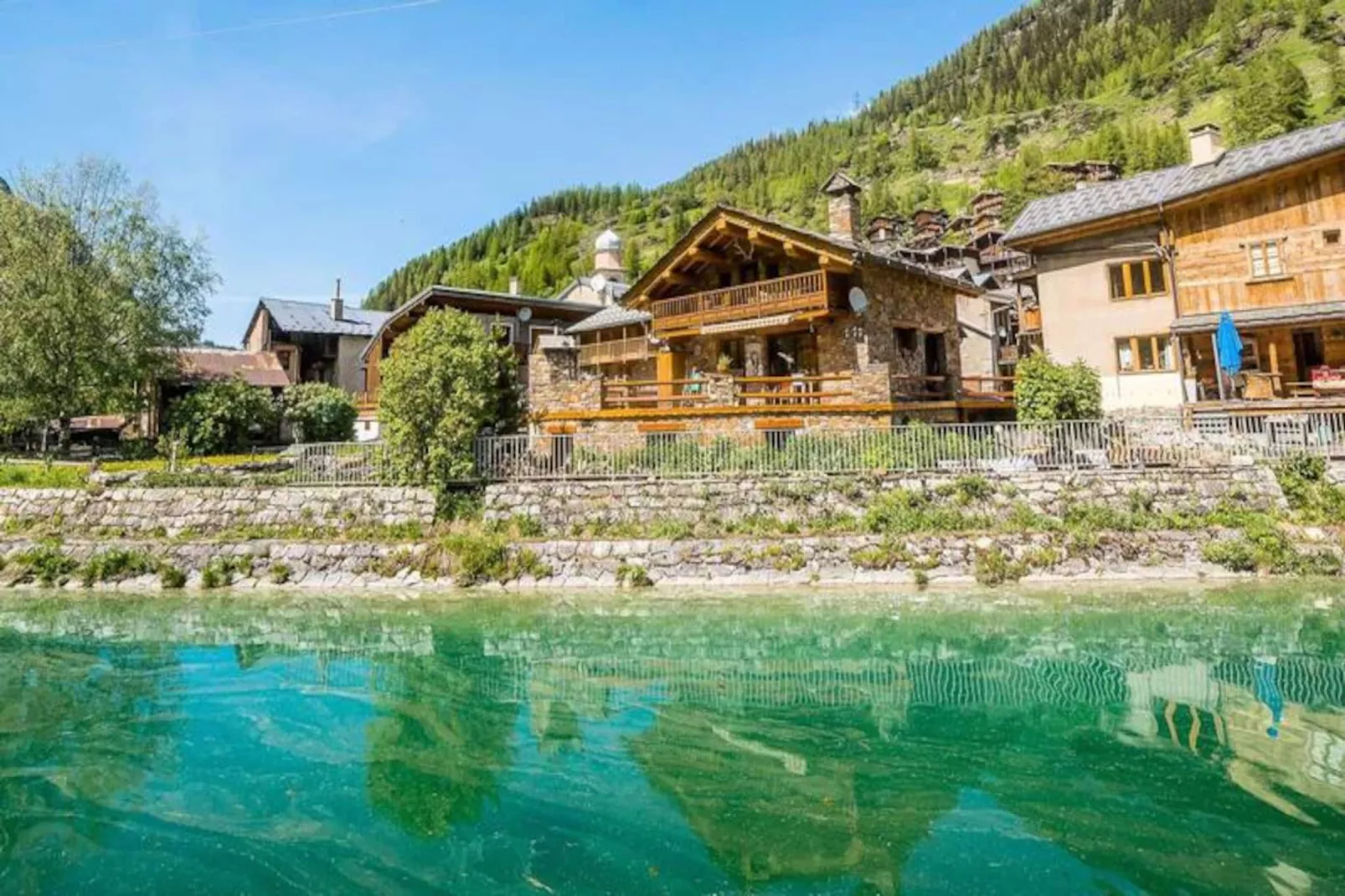 Chalet Paradis Blanc-Niet-getagd