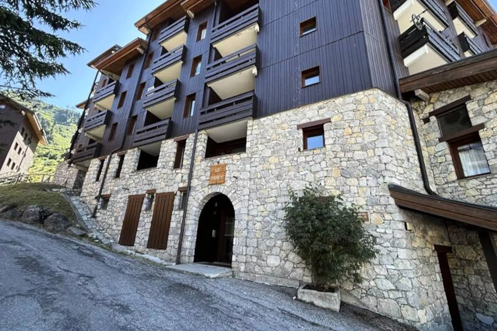 Résidence Dandy-Niet-getagd