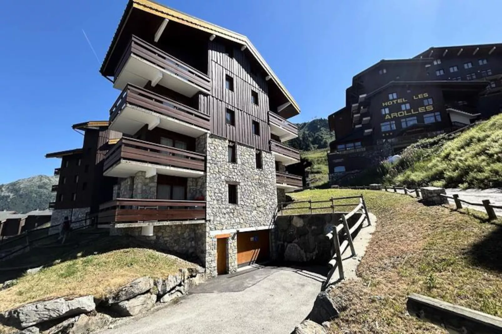 Résidence Alpinea-Niet-getagd