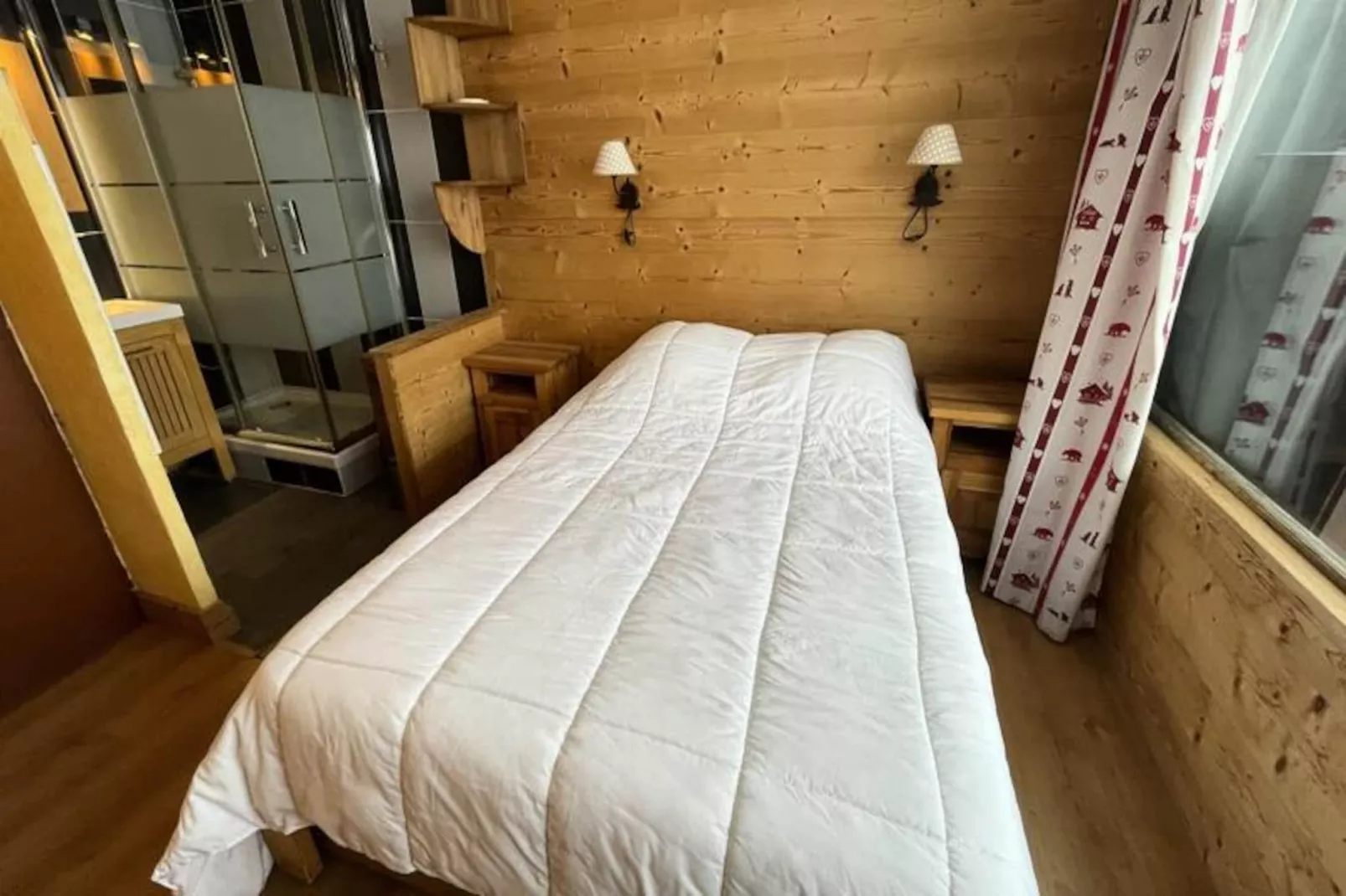 Résidence Peclet-Niet-getagd