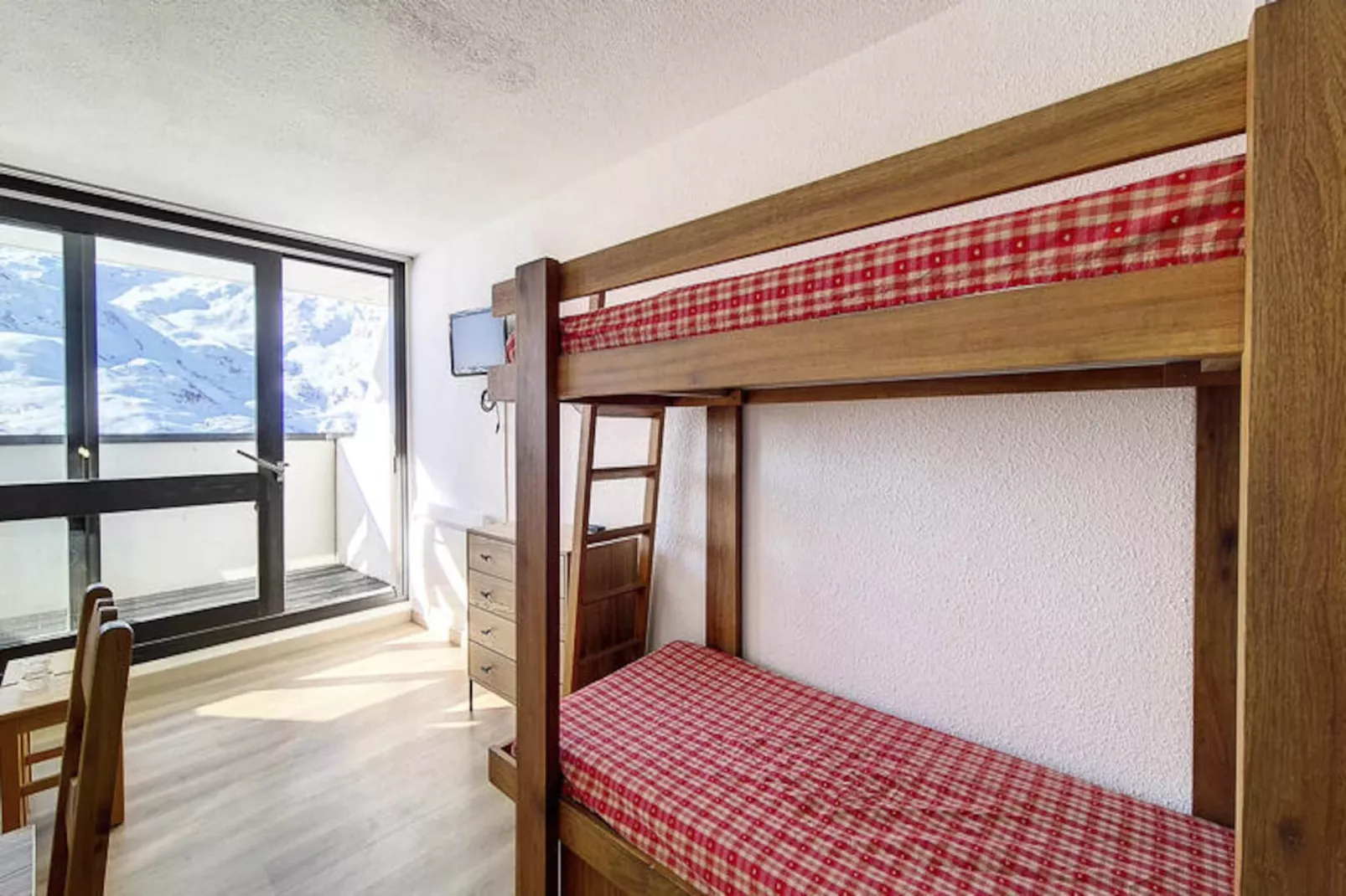 Résidence Cote Brune-Niet-getagd