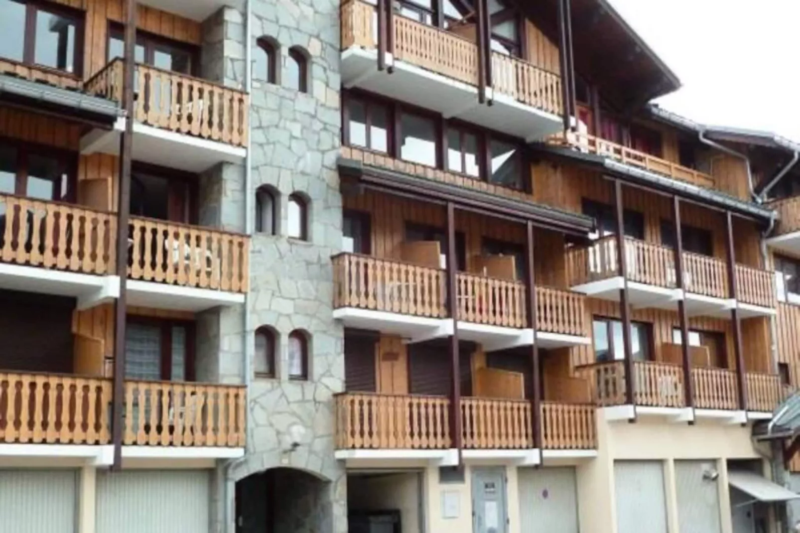 Résidence C.commercial Le Tavaillon-Niet-getagd