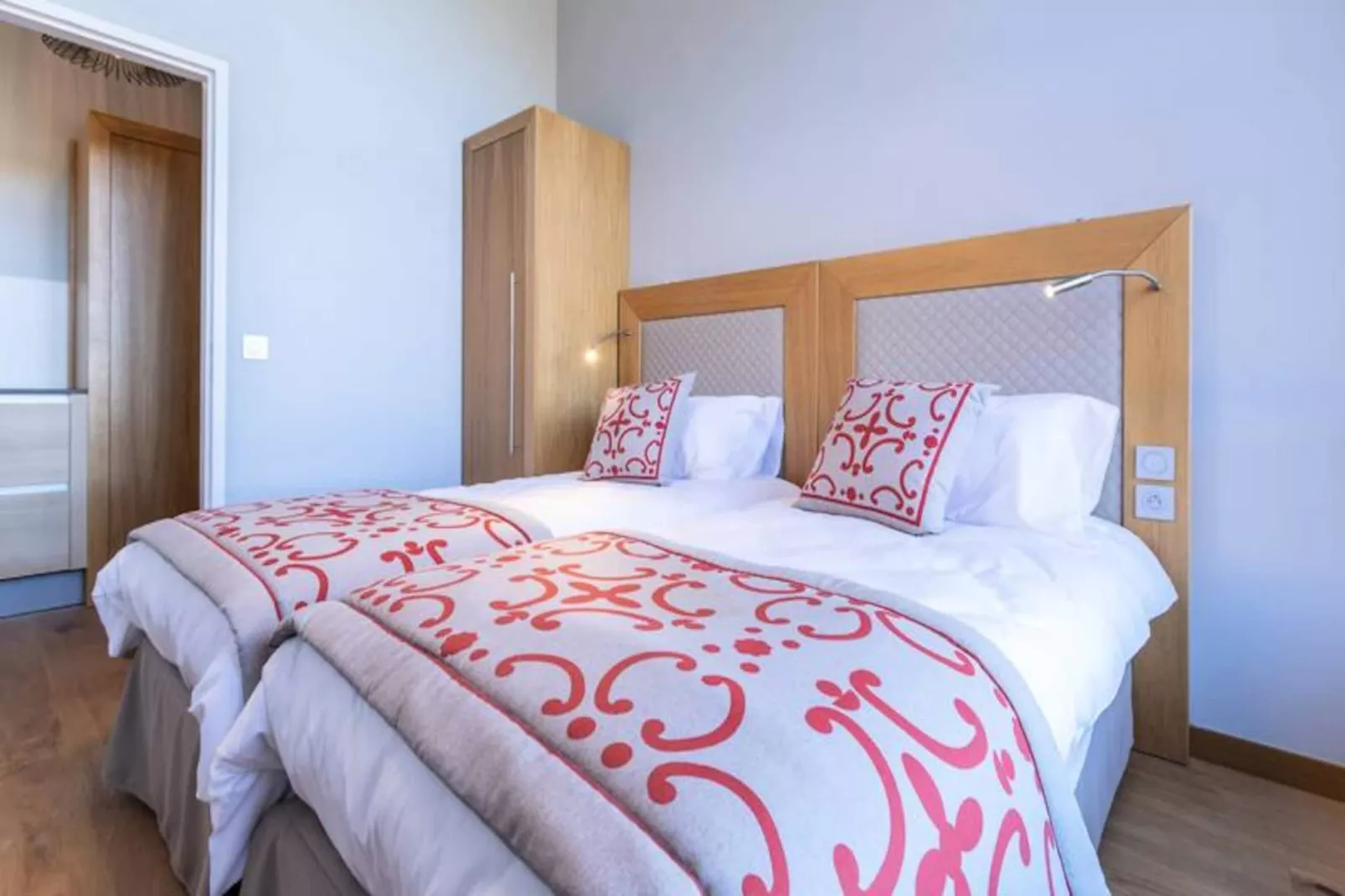 Résidence Les Monarques-Niet-getagd