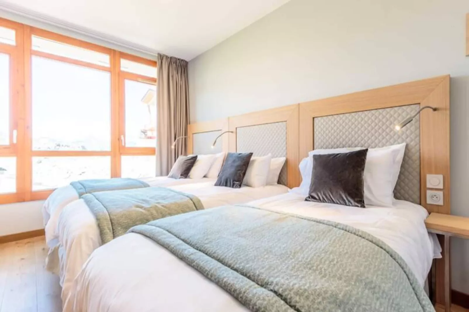 Résidence Les Monarques-Niet-getagd