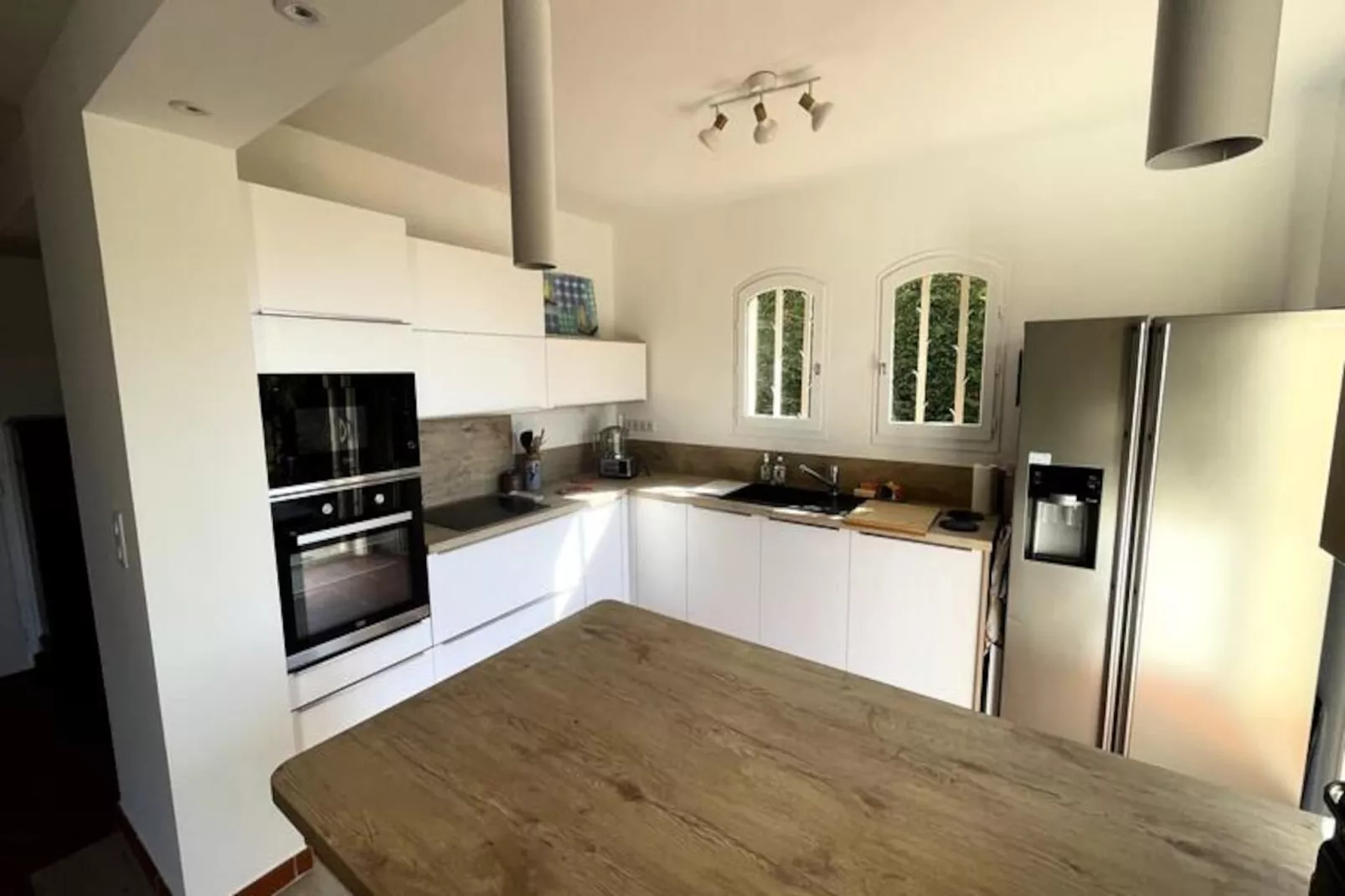 Résidence Villa Vue Mer Et Piscine &agrave; Cavali&egrave;re - 1 Km Plage-Niet-getagd