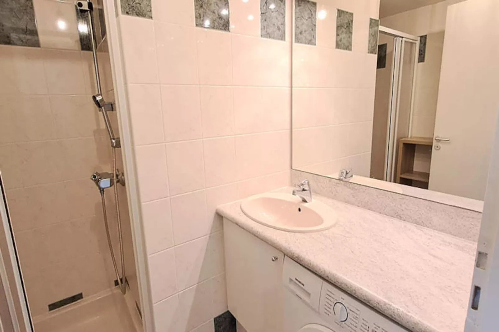 Appartements à Les Sables d'Olonne-Niet-getagd