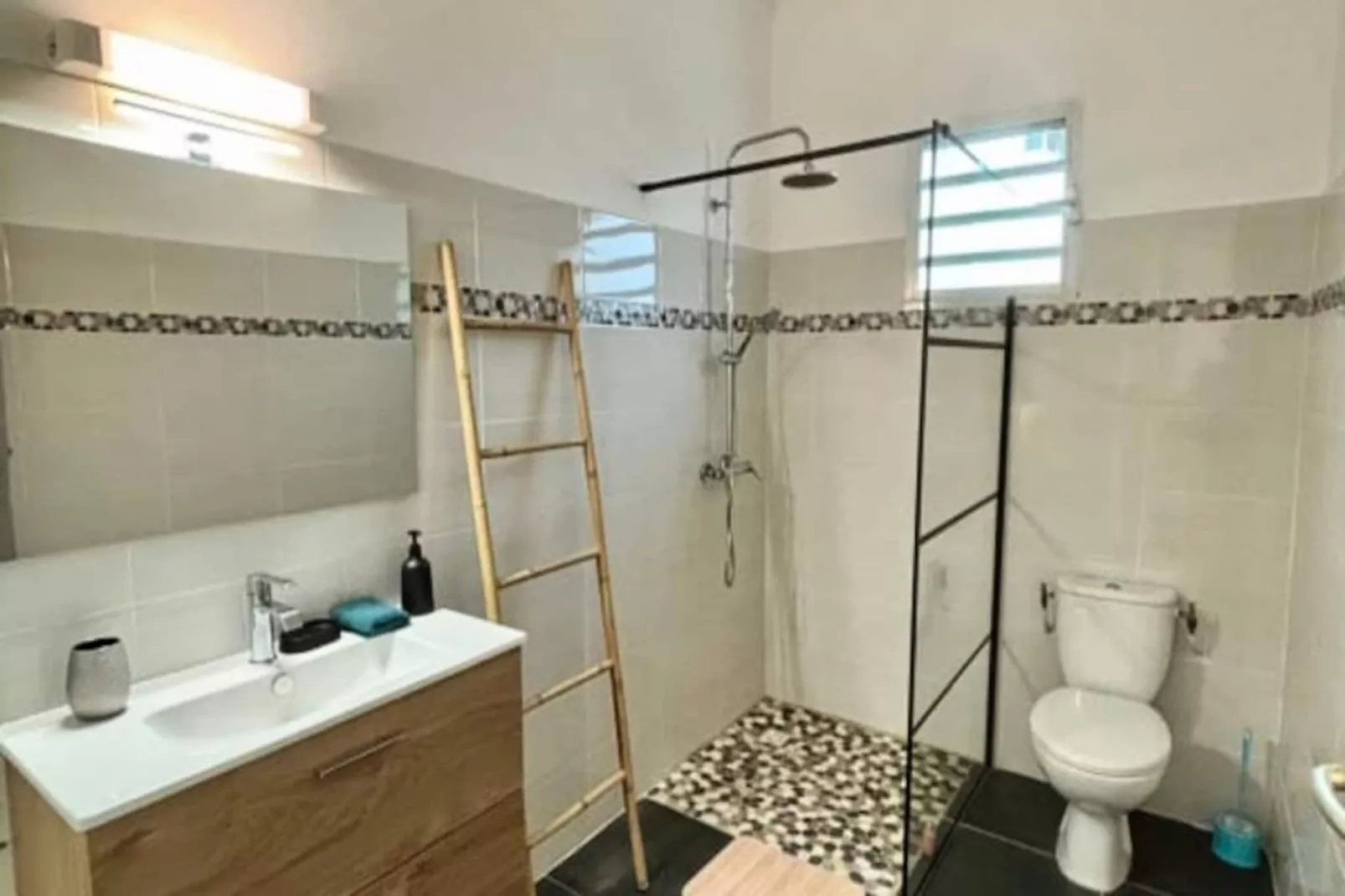 Villa Mai Tai-Niet-getagd