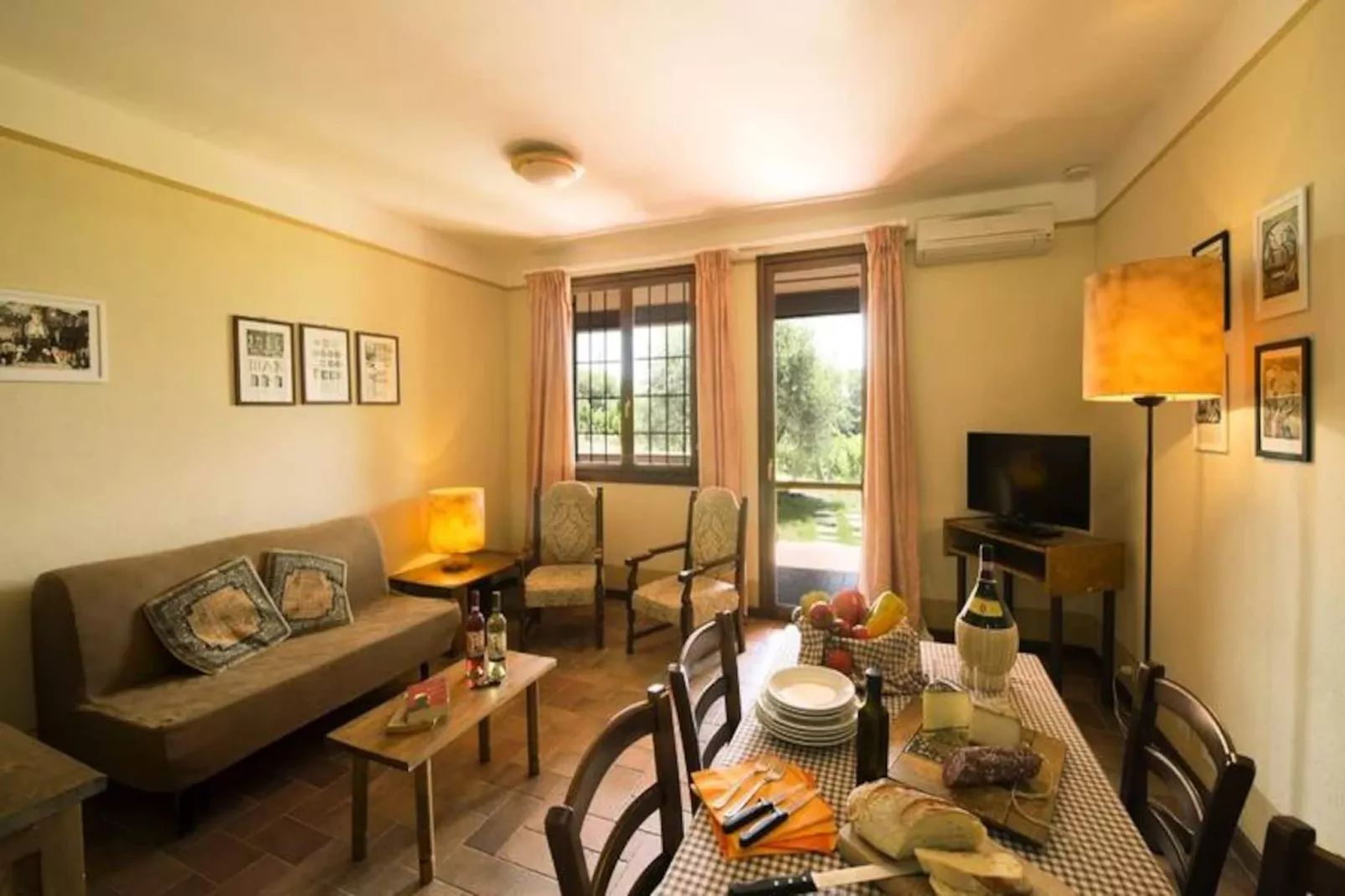 Résidence Borgo Filicardo-Niet-getagd