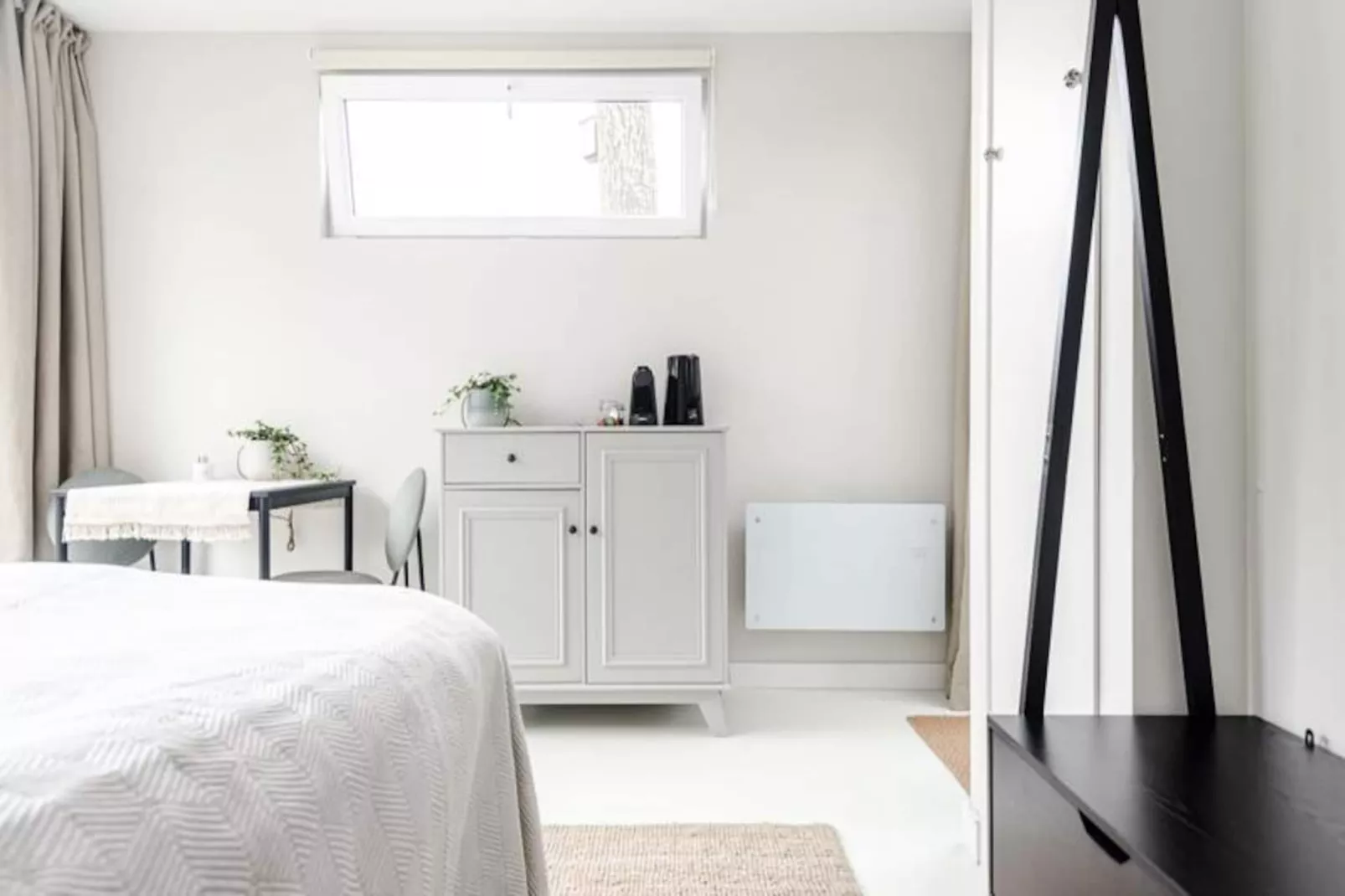 The Garden Suite-Niet-getagd