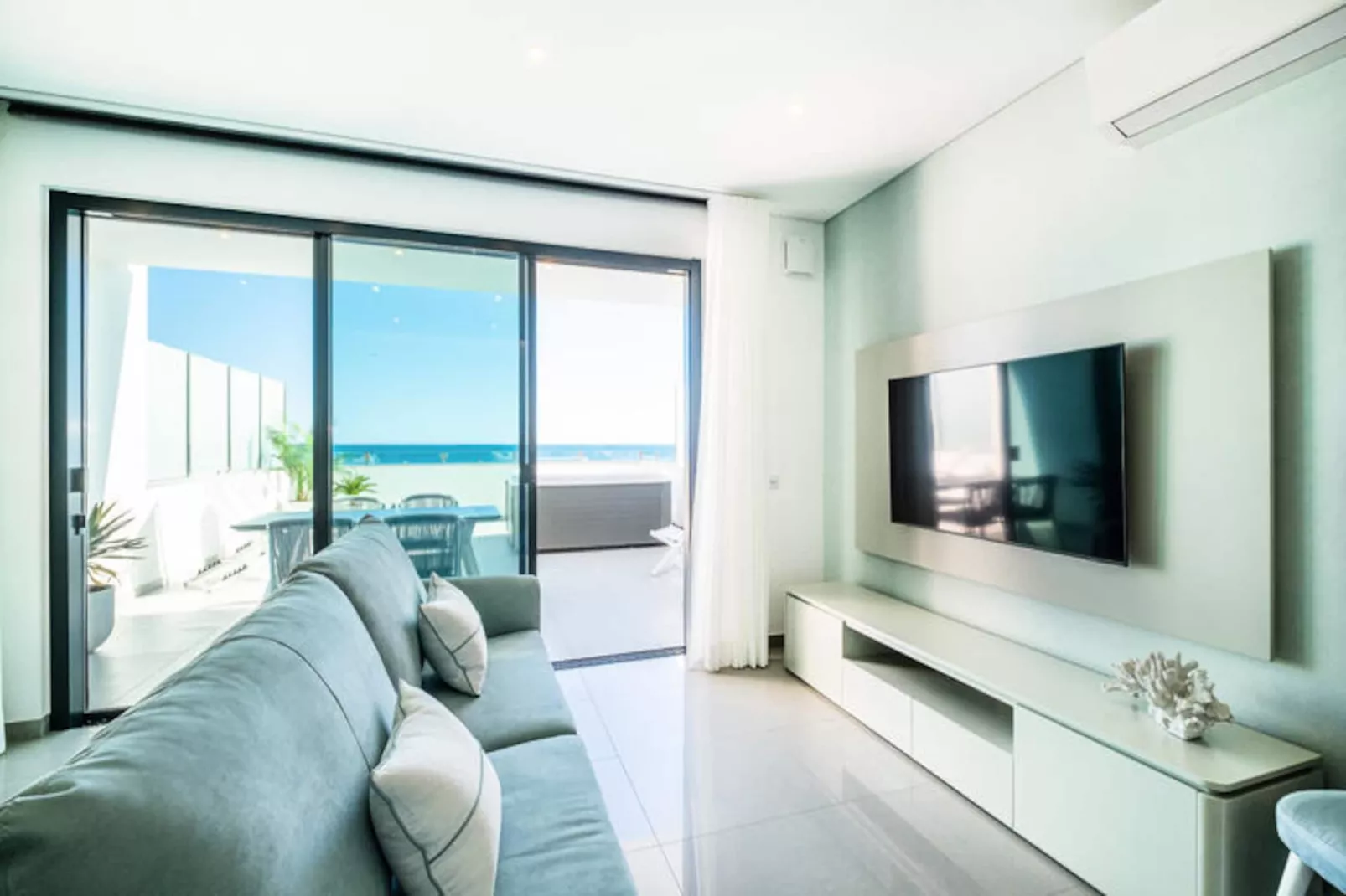 Appartements à Armaçao de Pera-Niet-getagd