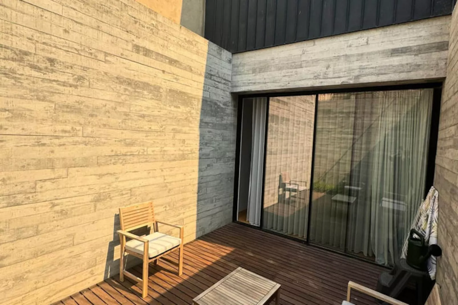 Maison à Porto-Niet-getagd