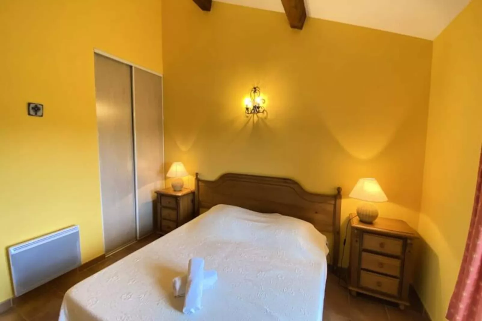 04b8 : Beau T3 Au Coeur Des Lavandes - Piscine-Niet-getagd