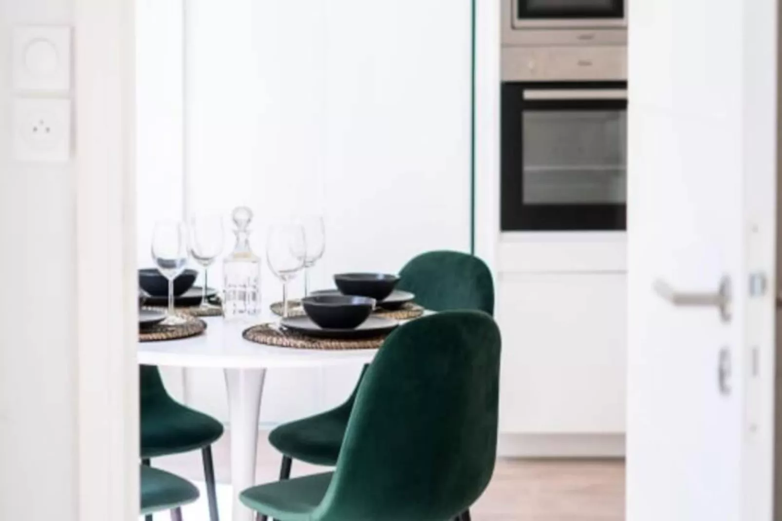 06bz - Appartement Moderne Au C&oelig;ur Du Port-Niet-getagd