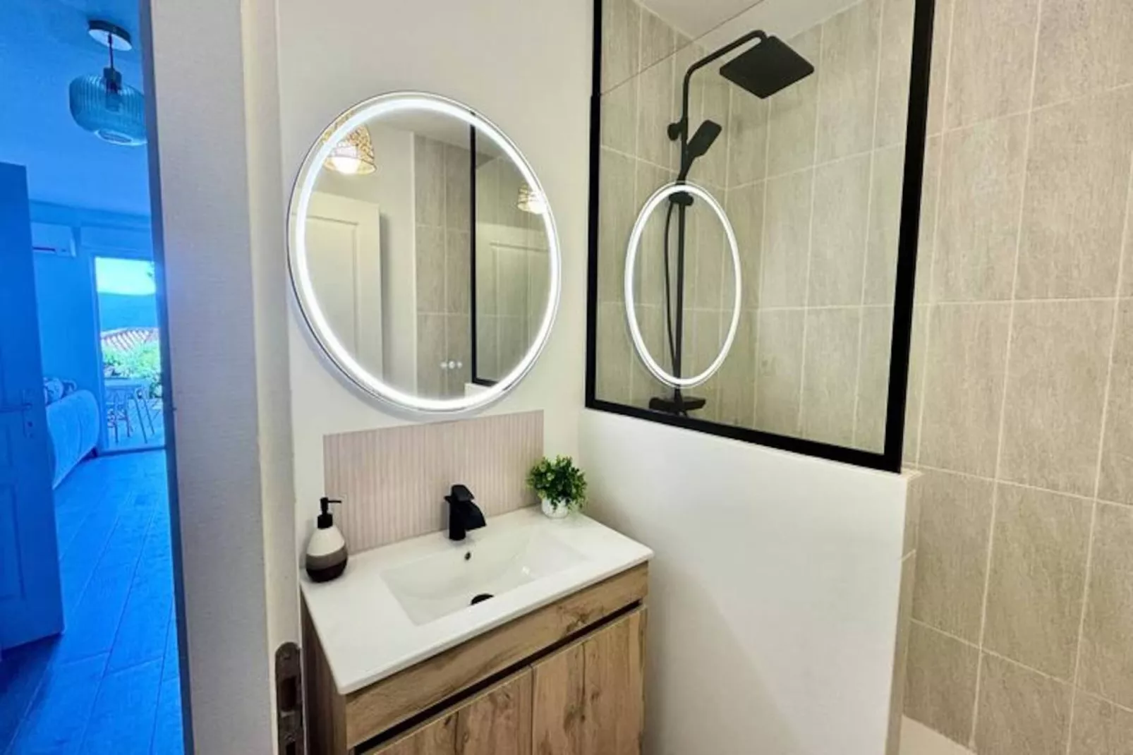 Résidence A Machja-Niet-getagd