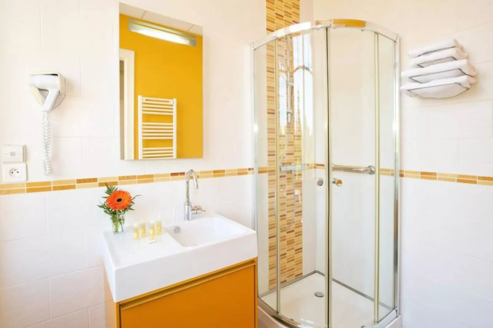 Résidence Garden & City Luxeuil-les-Bains - Le Métropole***-Niet-getagd