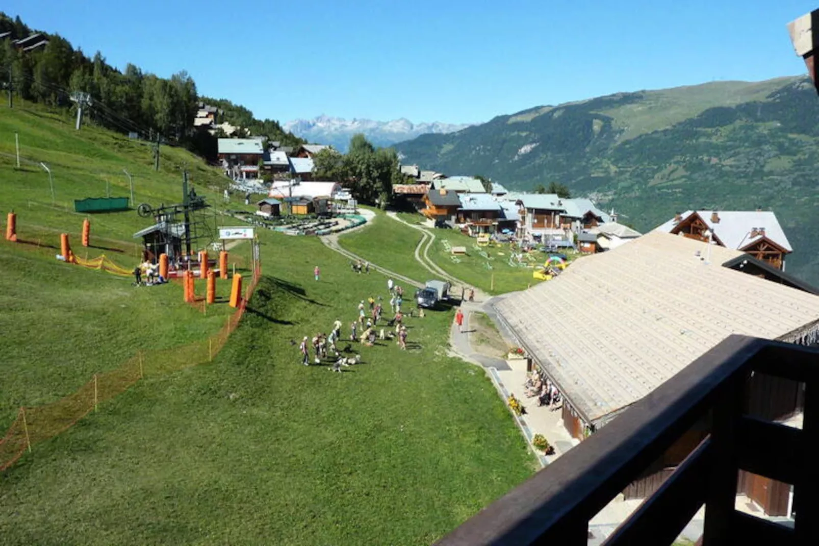 Résidence Les Choucas-Niet-getagd