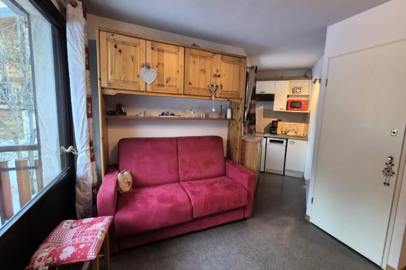 Appartement 4 Personnes Avec Piscine, Centre De La Station Feclaz-Niet-getagd