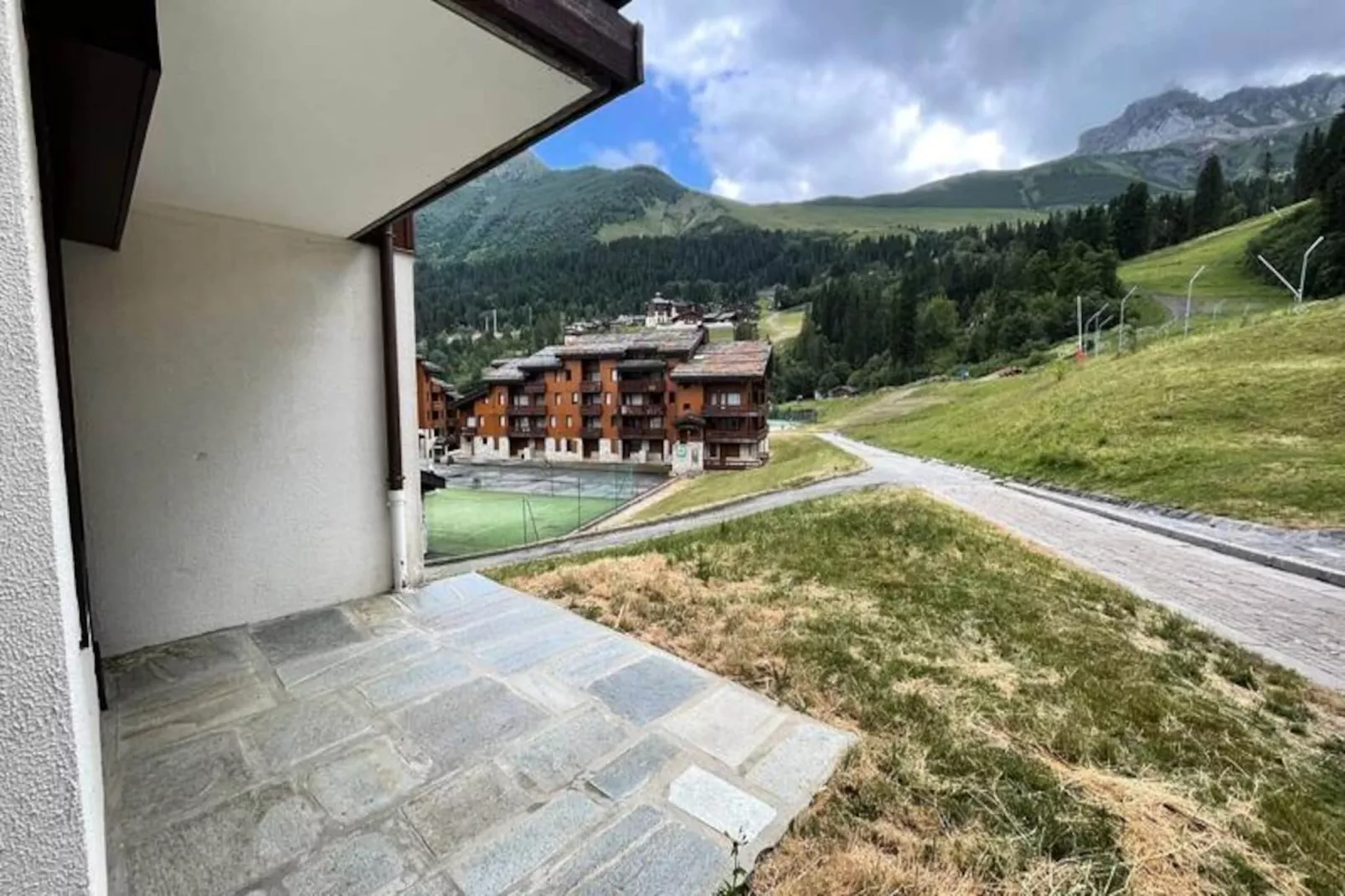 Résidence Riondet G-Niet-getagd