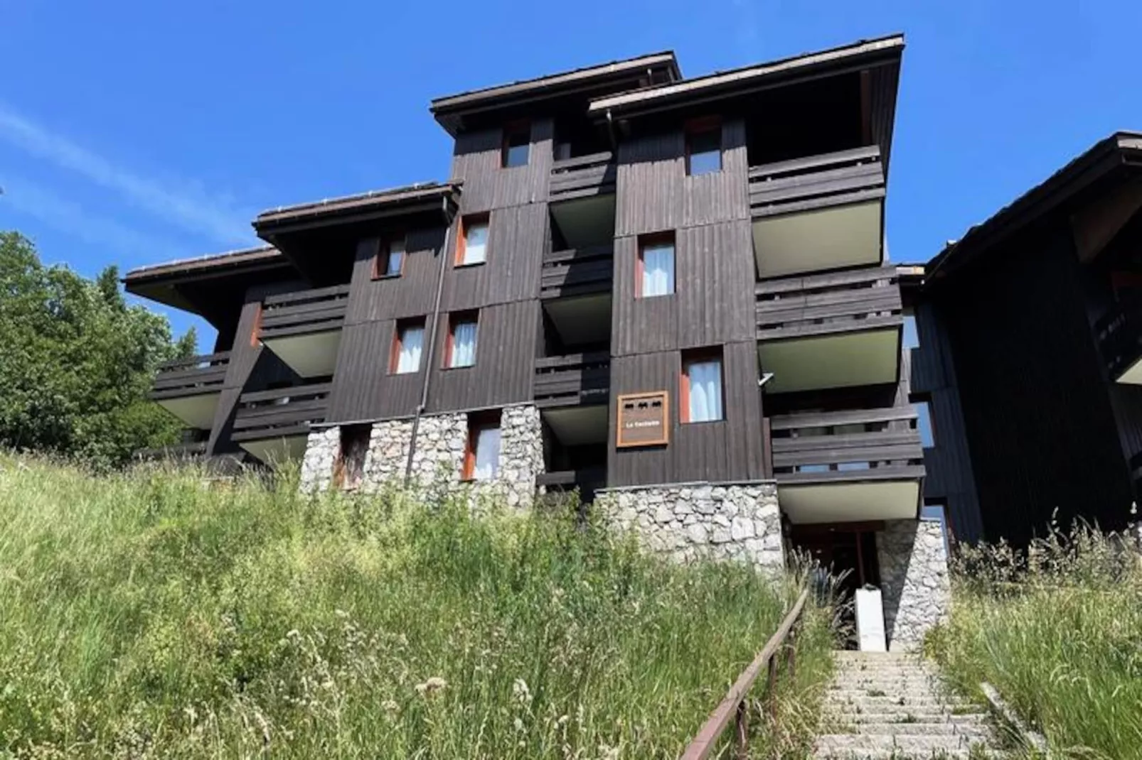 Résidence Cachette G-Niet-getagd