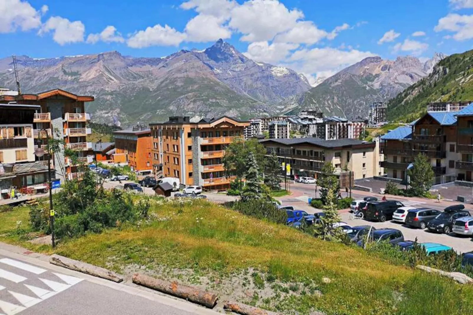 Le Chalet De La Tour-Niet-getagd